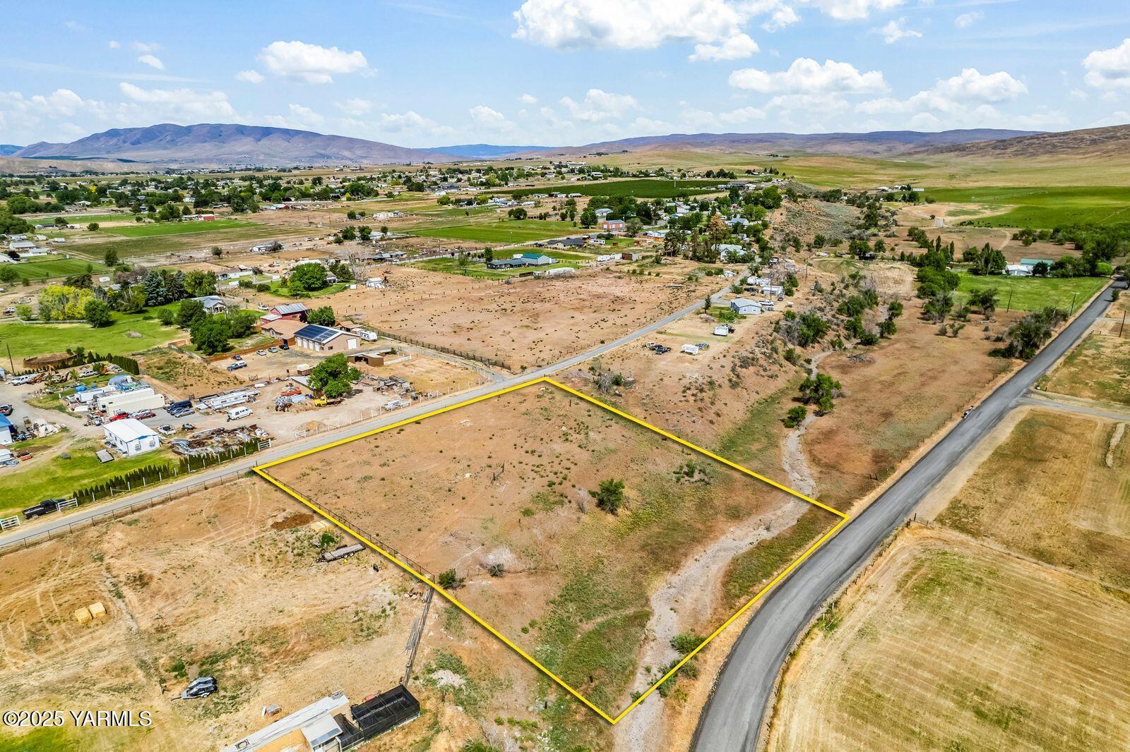 Selah, Washington 98942, United States, ,Land,Active,143583