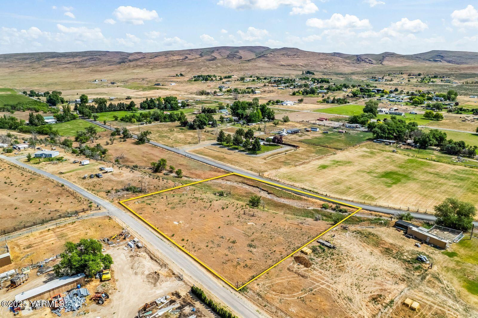 Selah, Washington 98942, United States, ,Land,Active,143583