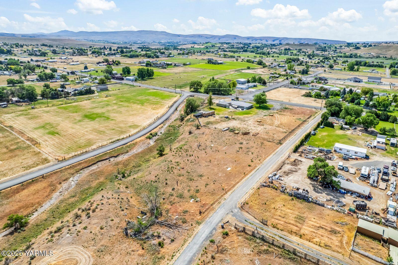 Selah, Washington 98942, United States, ,Land,Active,143583