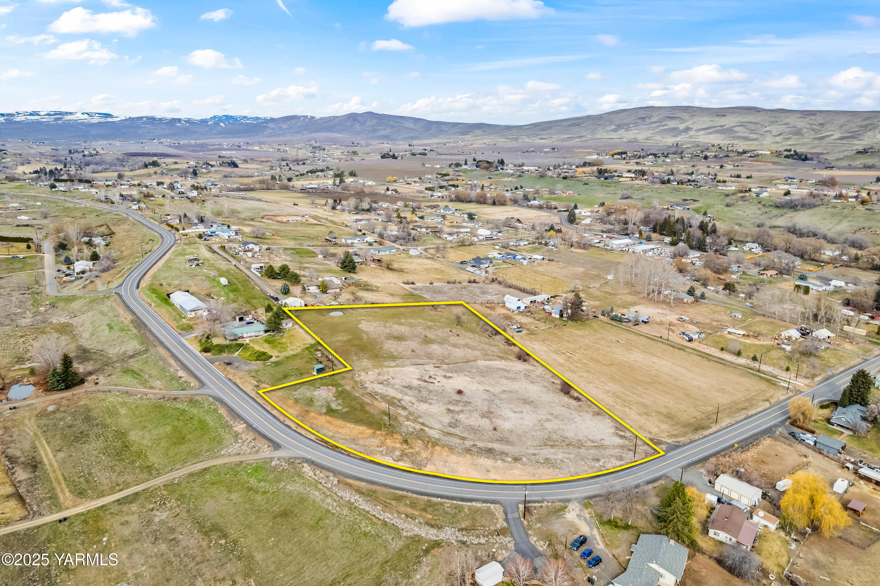 Yakima, Washington 98908, United States, ,Land,Pending,91113