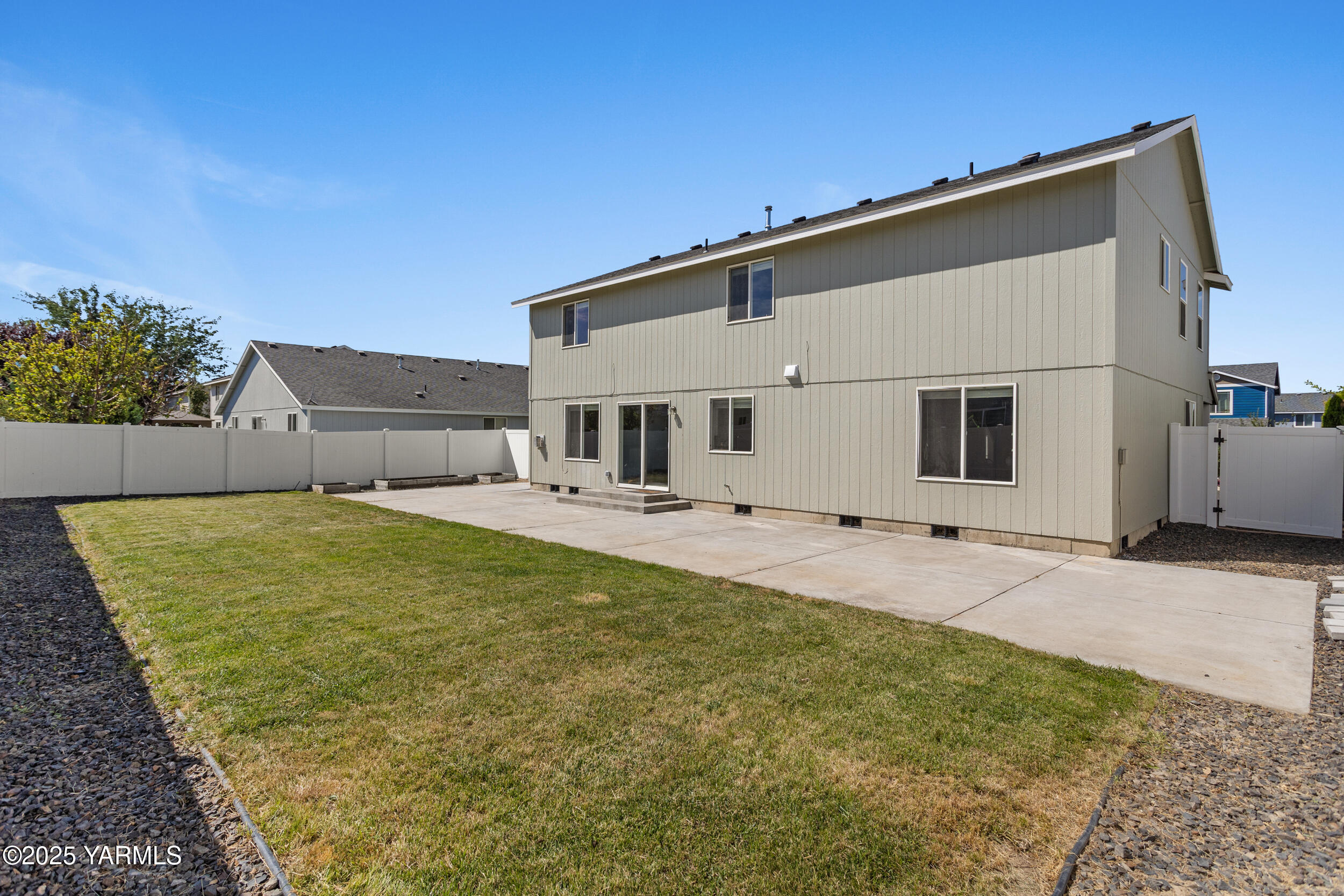 Moxee, Washington 98936, United States, 4 Bedrooms Bedrooms, ,3 BathroomsBathrooms,Residential,Active,196106