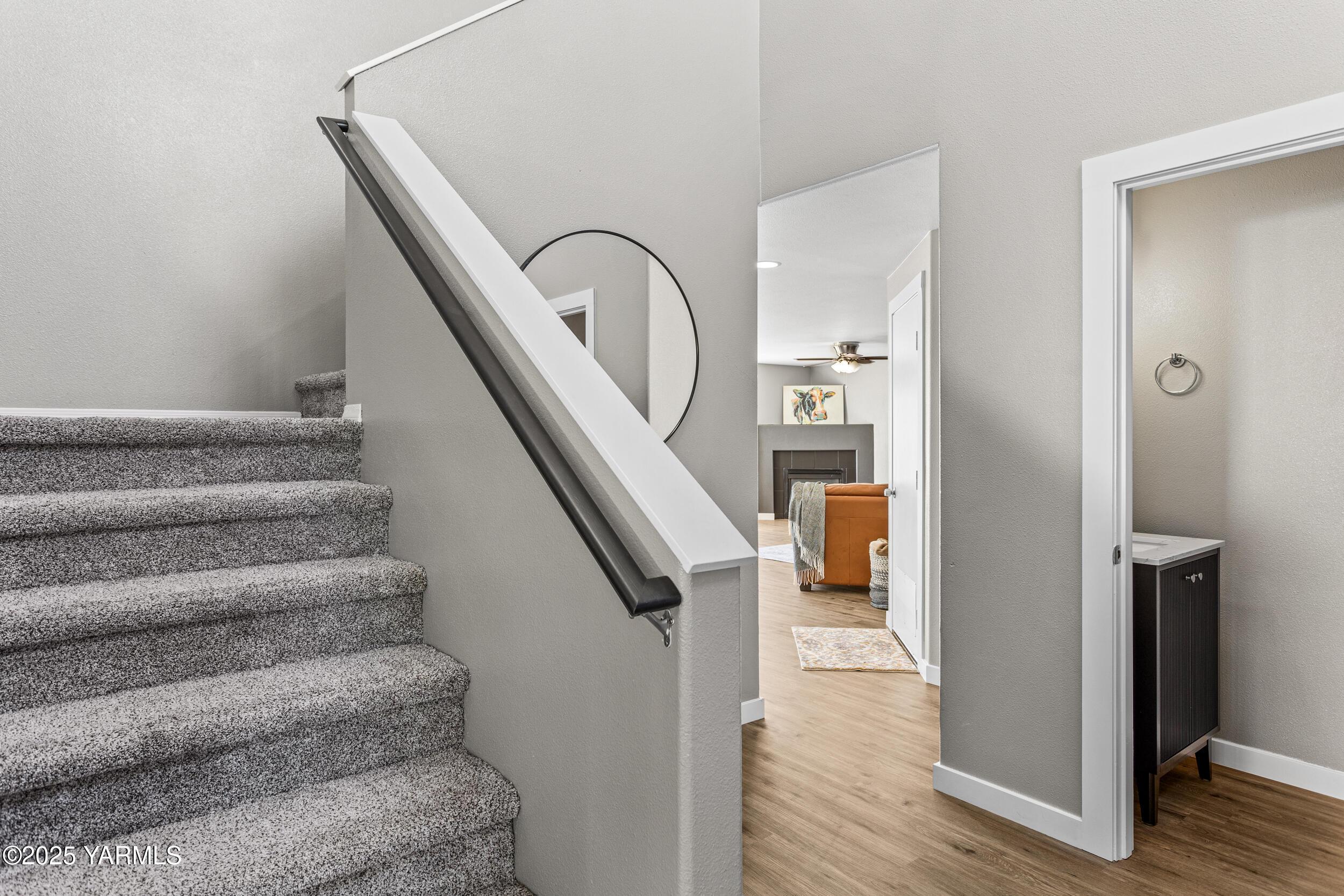 Moxee, Washington 98936, United States, 4 Bedrooms Bedrooms, ,3 BathroomsBathrooms,Residential,Active,196106