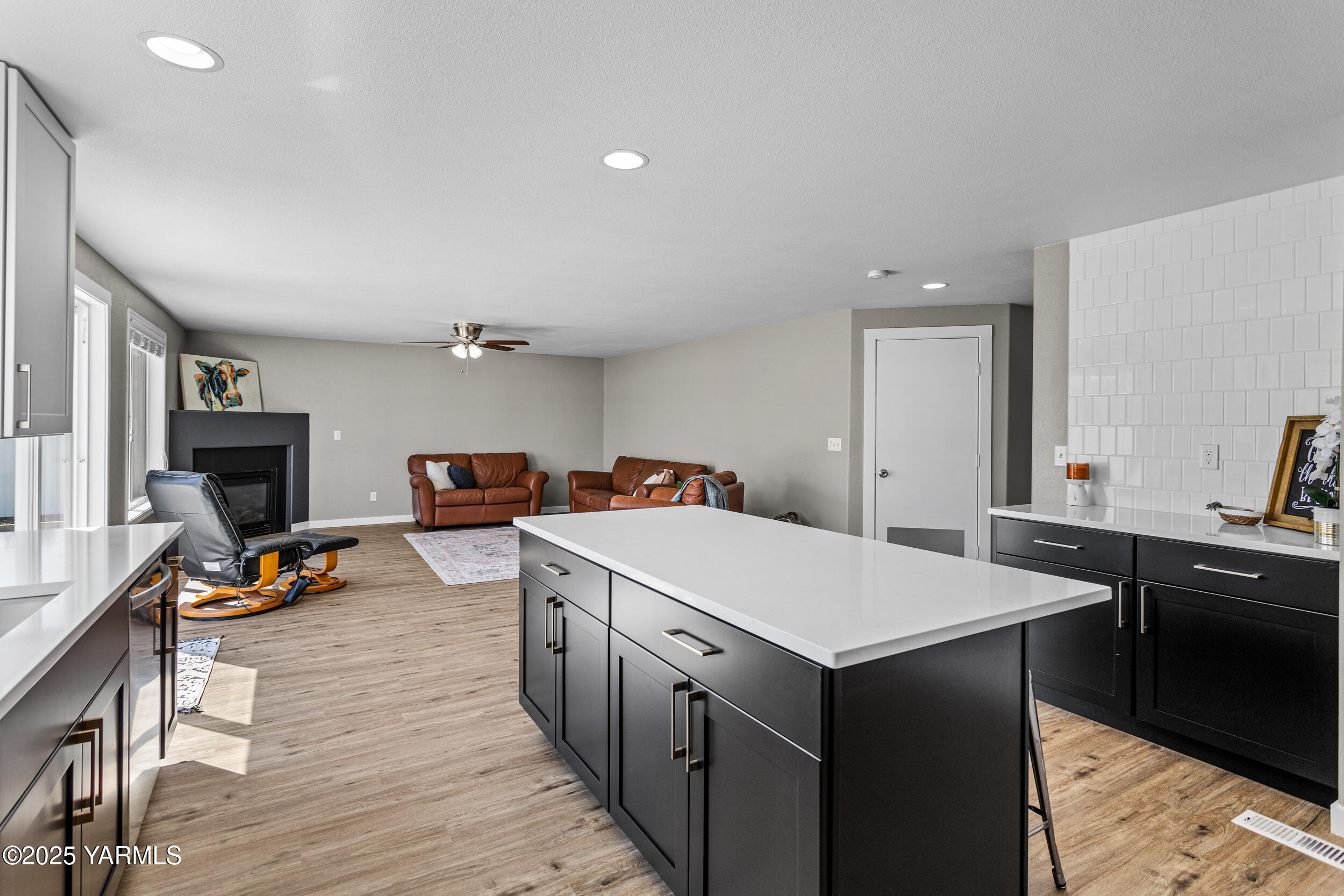 Moxee, Washington 98936, United States, 4 Bedrooms Bedrooms, ,3 BathroomsBathrooms,Residential,Active,196106