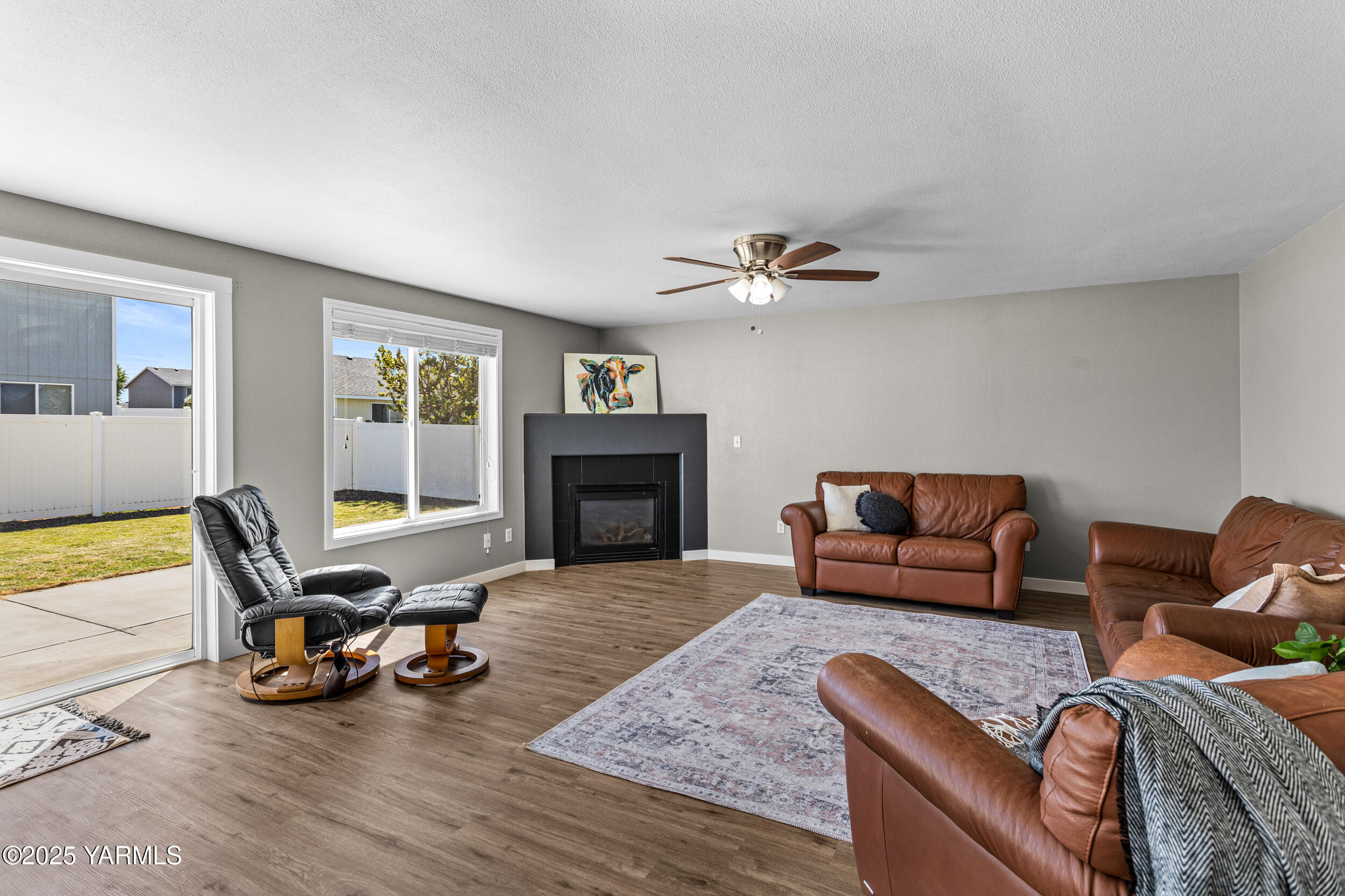 Moxee, Washington 98936, United States, 4 Bedrooms Bedrooms, ,3 BathroomsBathrooms,Residential,Active,196106