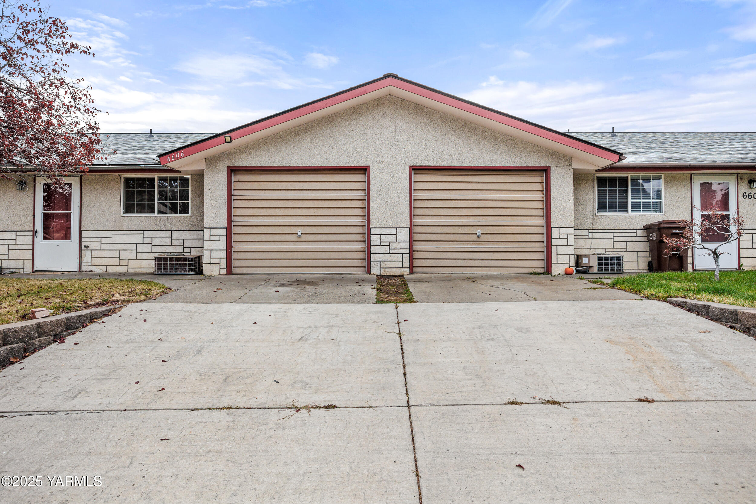 Yakima, Washington 98908, United States, ,Residential,Pending,235477