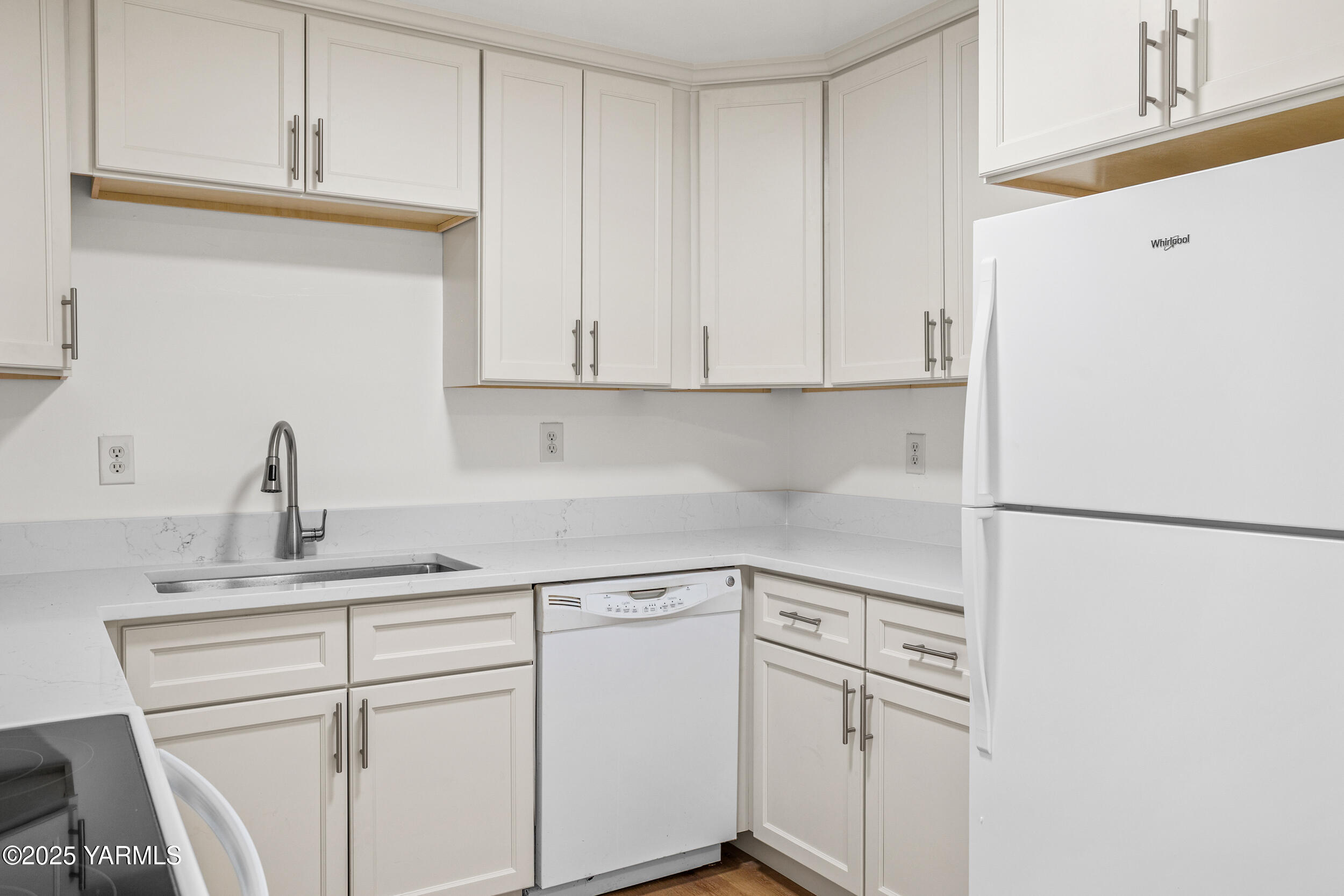 Yakima, Washington 98908, United States, ,Residential,Pending,235477