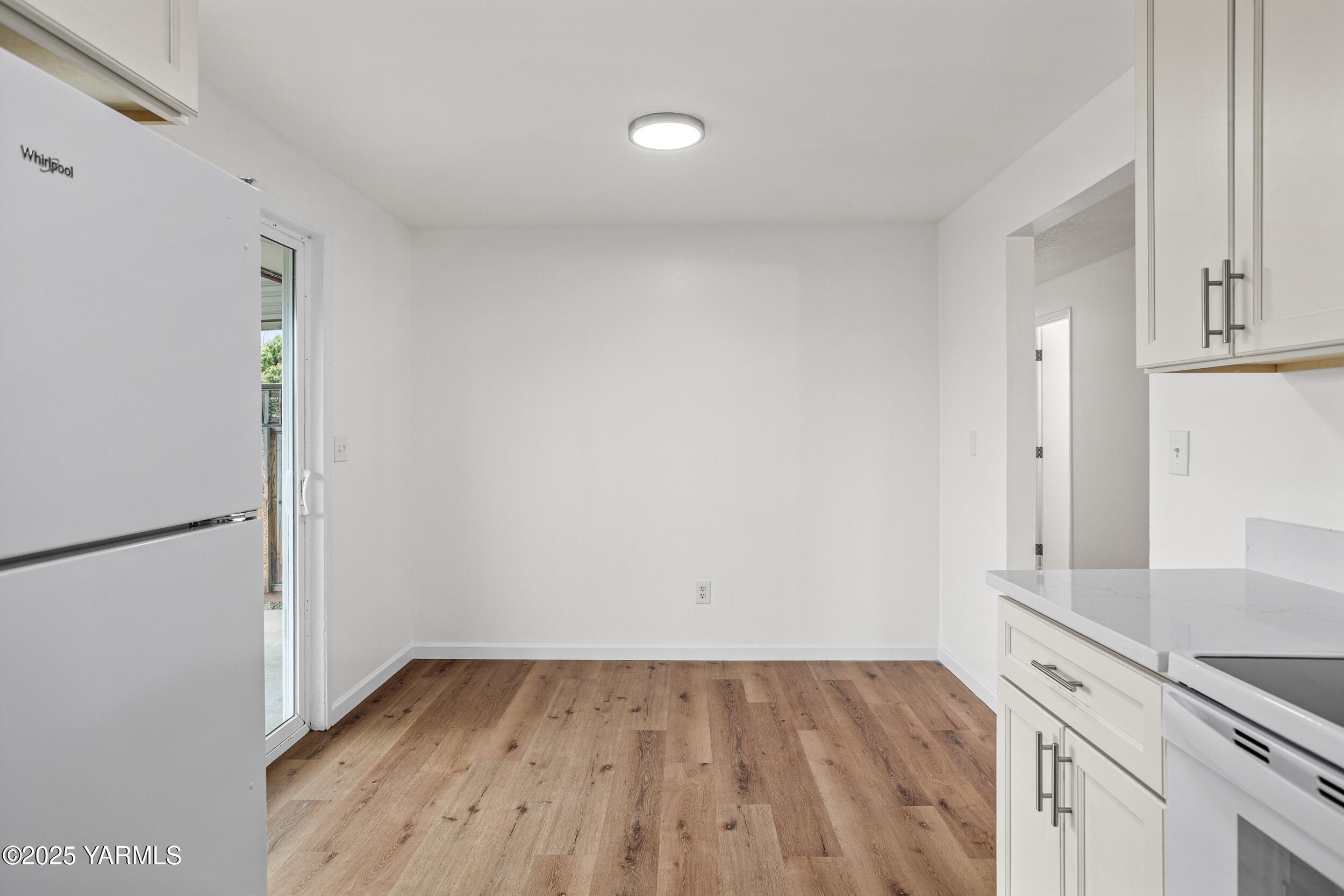 Yakima, Washington 98908, United States, ,Residential,Pending,235477