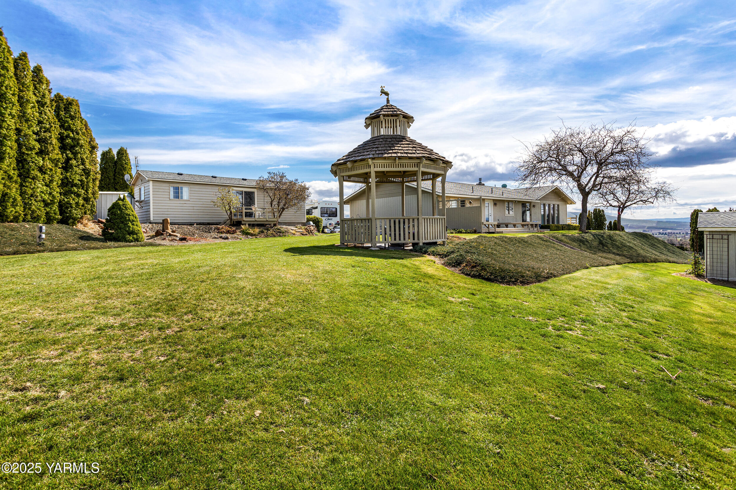 Yakima, Washington 98901, United States, 1 Bedroom Bedrooms, ,1 BathroomBathrooms,Residential,Pending,102247