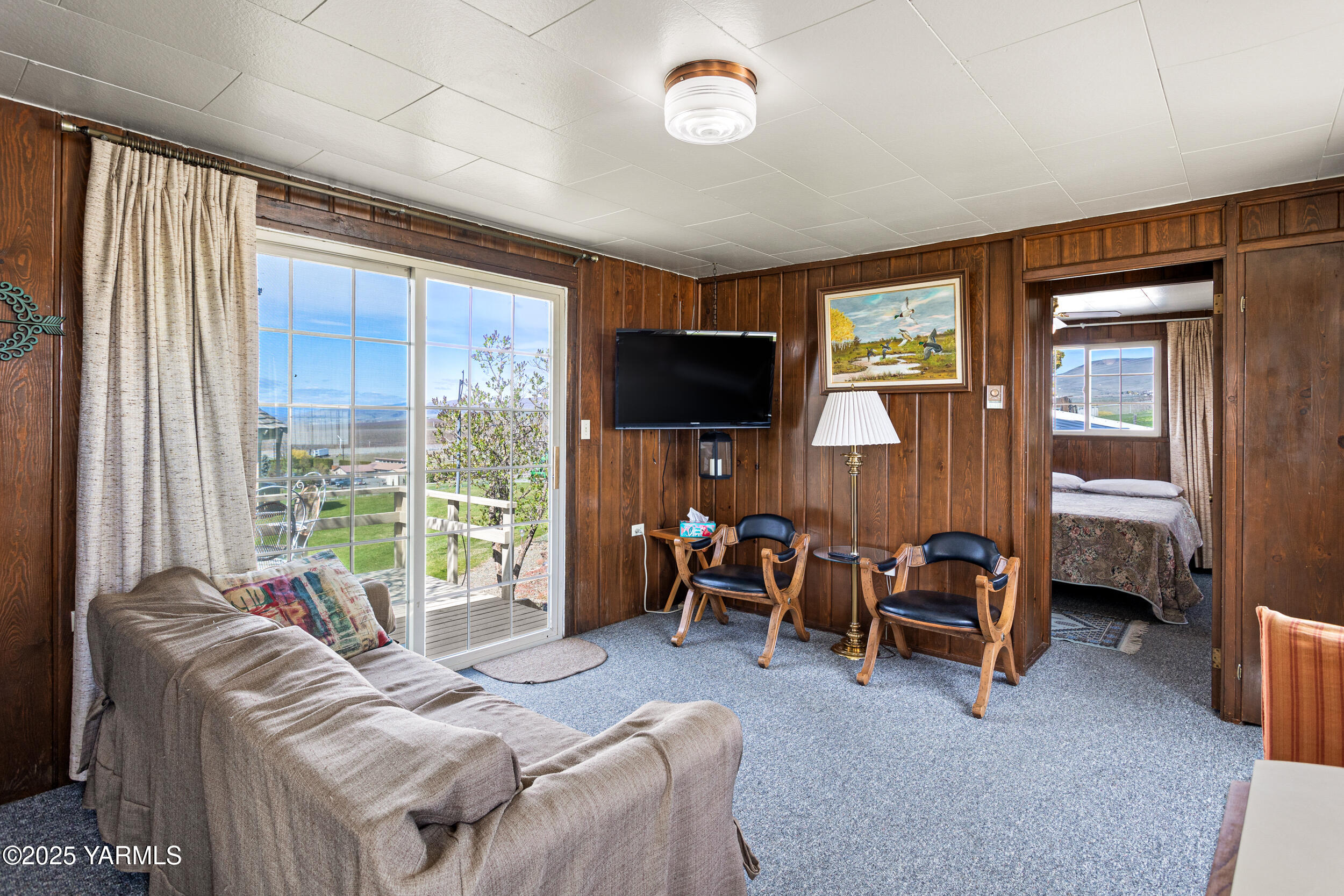 Yakima, Washington 98901, United States, 1 Bedroom Bedrooms, ,1 BathroomBathrooms,Residential,Pending,102247