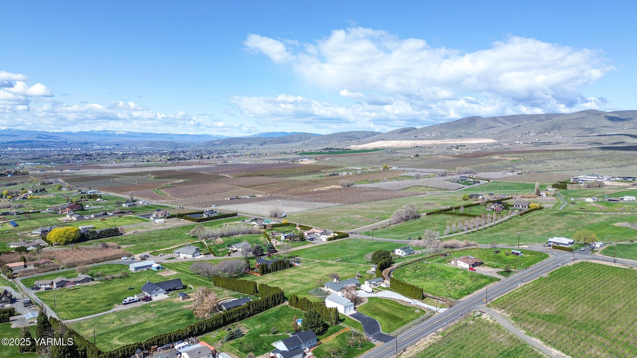 Yakima, Washington 98901, United States, 1 Bedroom Bedrooms, ,1 BathroomBathrooms,Residential,Pending,102247