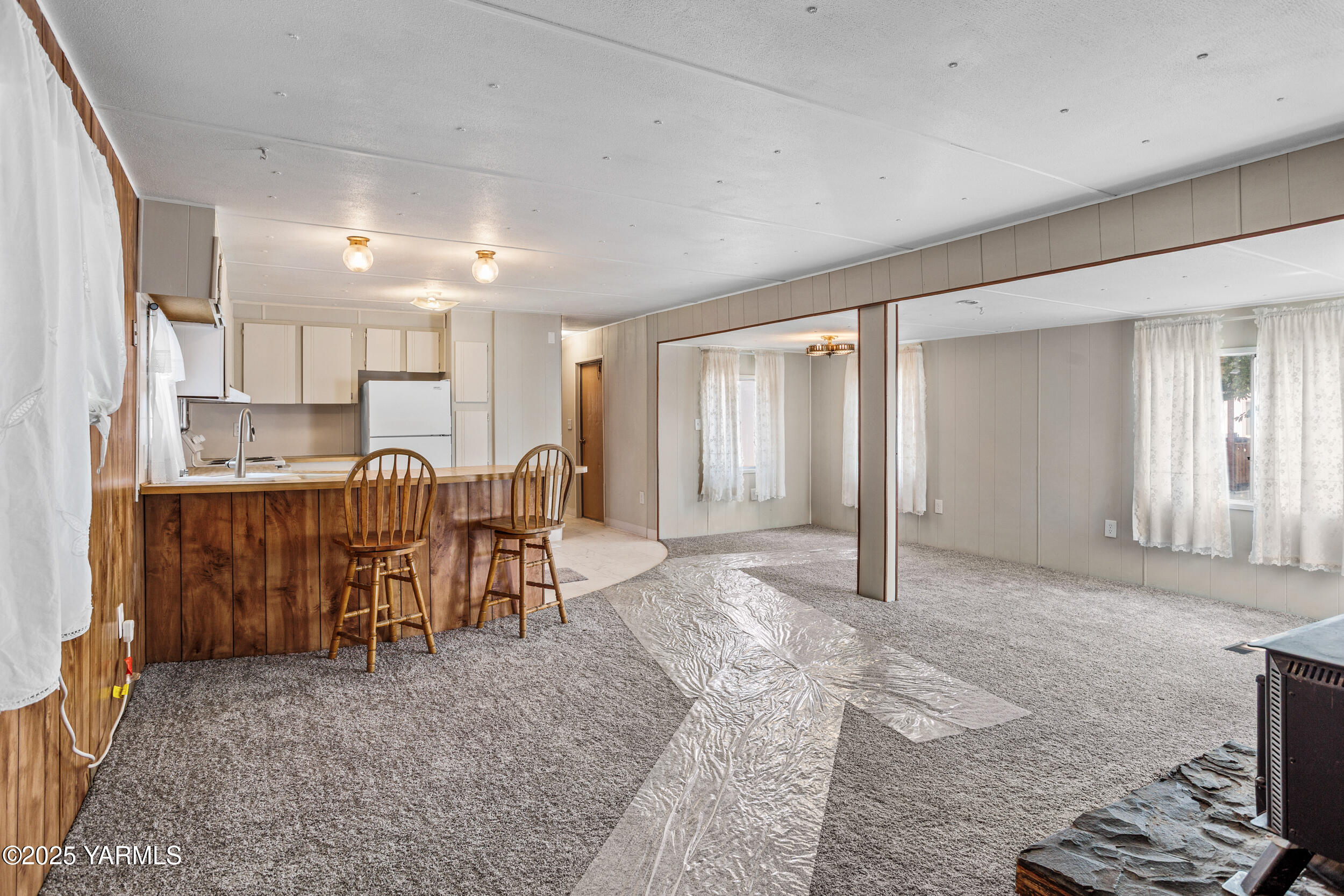 Yakima, Washington 98902, United States, 3 Bedrooms Bedrooms, ,2 BathroomsBathrooms,Residential,Pending,211793