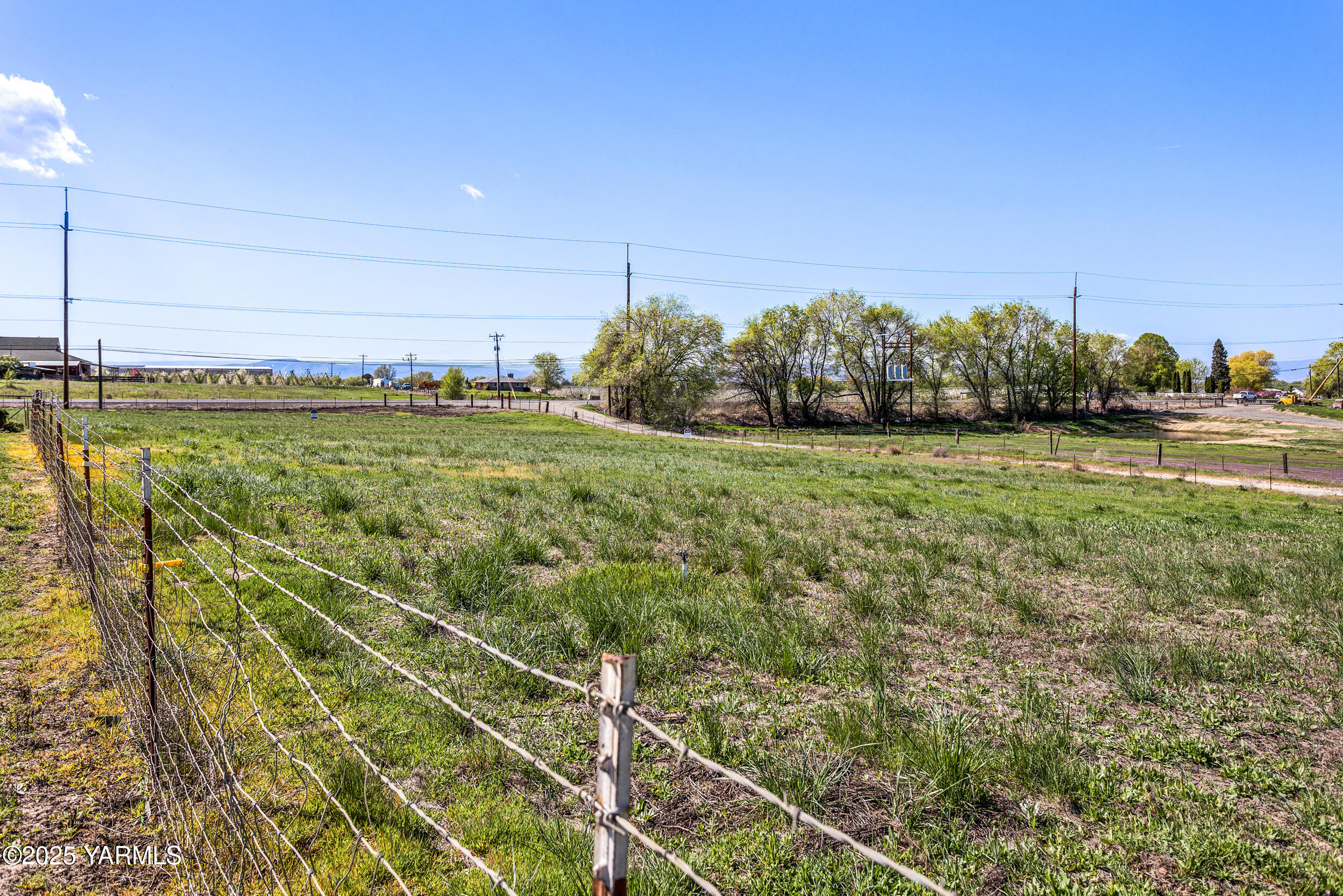 Zillah, Washington 98953, United States, 3 Bedrooms Bedrooms, ,1 BathroomBathrooms,Residential,Pending,110294