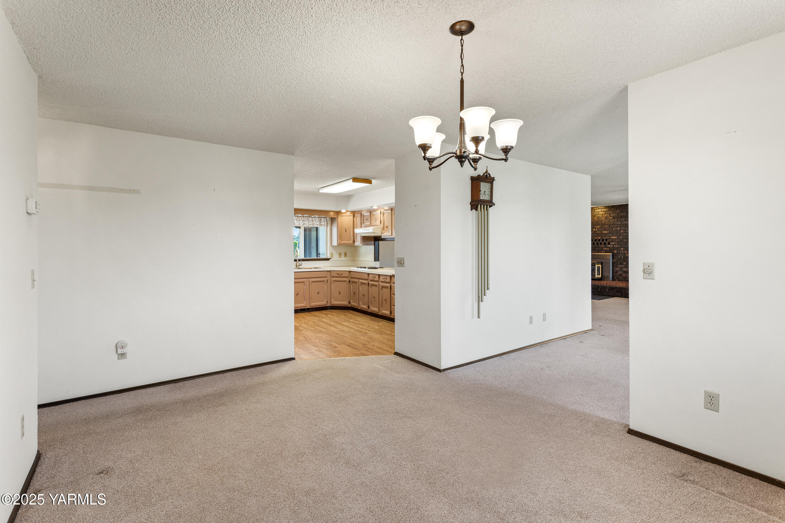 Zillah, Washington 98953, United States, 3 Bedrooms Bedrooms, ,1 BathroomBathrooms,Residential,Pending,110294