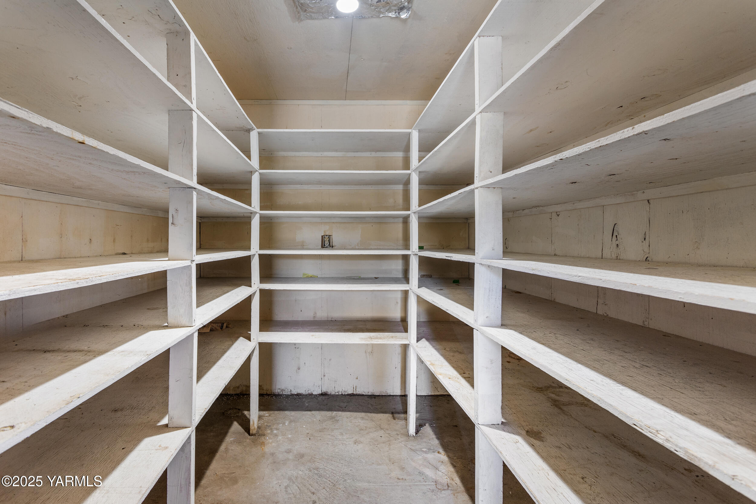 Zillah, Washington 98953, United States, 3 Bedrooms Bedrooms, ,1 BathroomBathrooms,Residential,Pending,110294