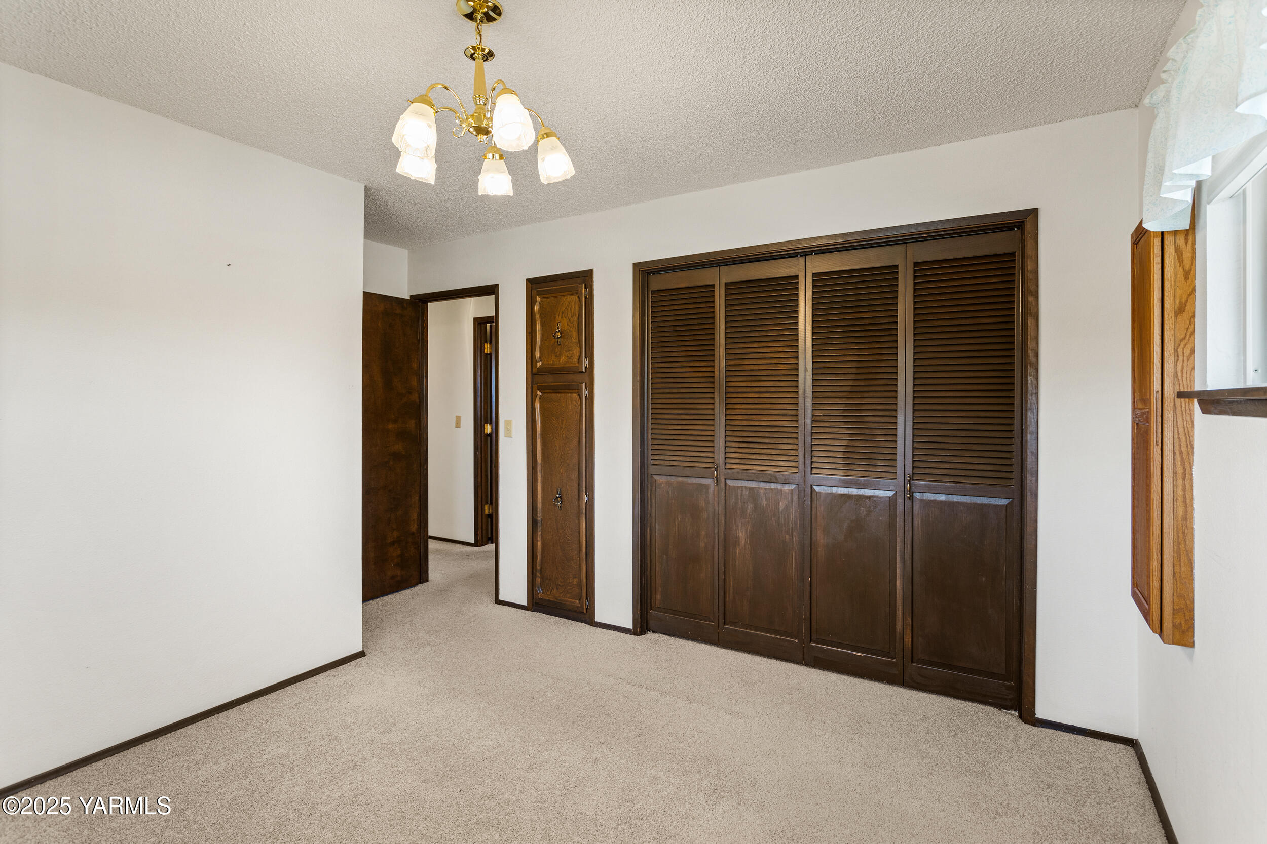 Zillah, Washington 98953, United States, 3 Bedrooms Bedrooms, ,1 BathroomBathrooms,Residential,Pending,110294