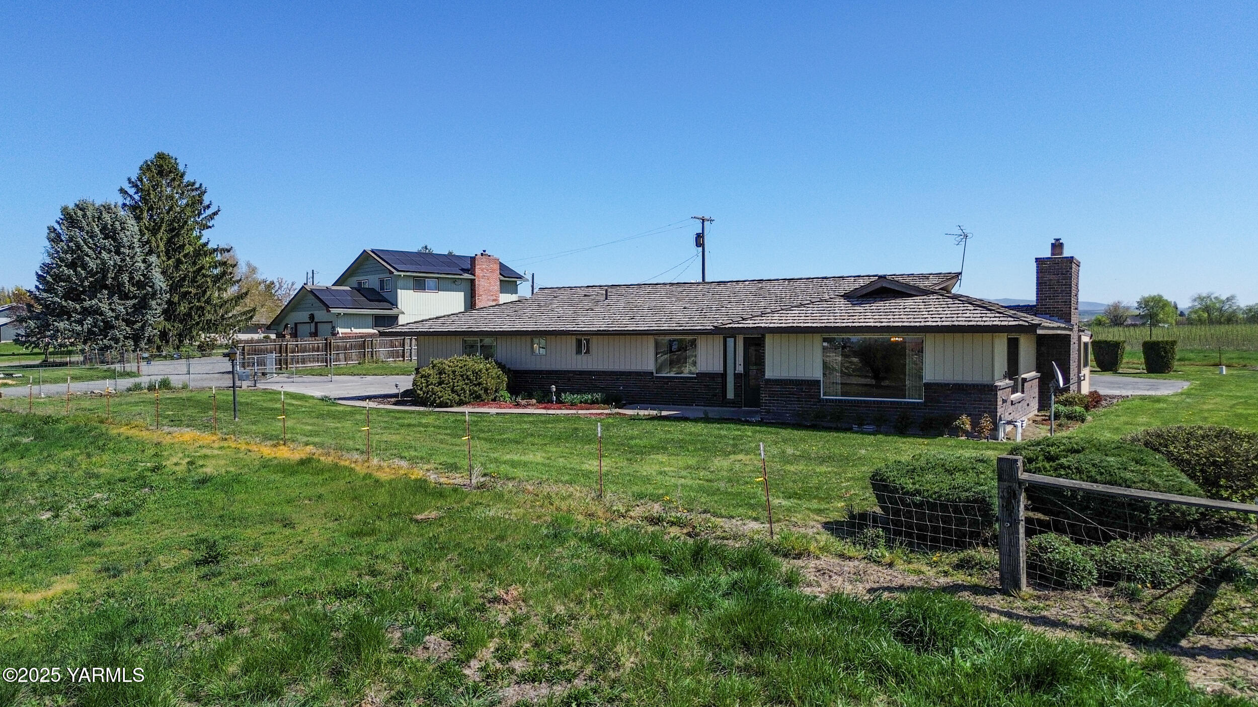 Zillah, Washington 98953, United States, 3 Bedrooms Bedrooms, ,1 BathroomBathrooms,Residential,Pending,110294