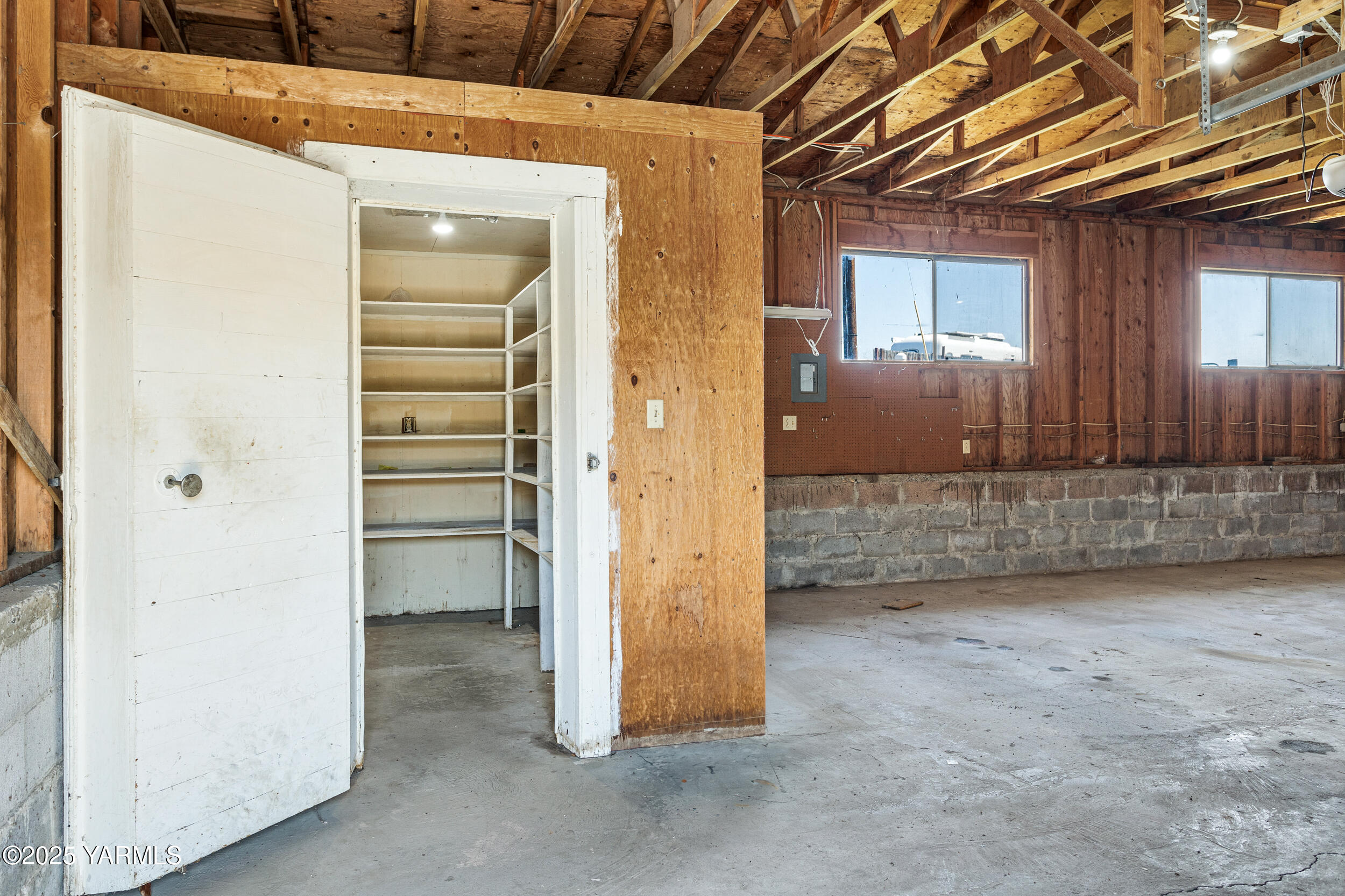 Zillah, Washington 98953, United States, 3 Bedrooms Bedrooms, ,1 BathroomBathrooms,Residential,Pending,110294