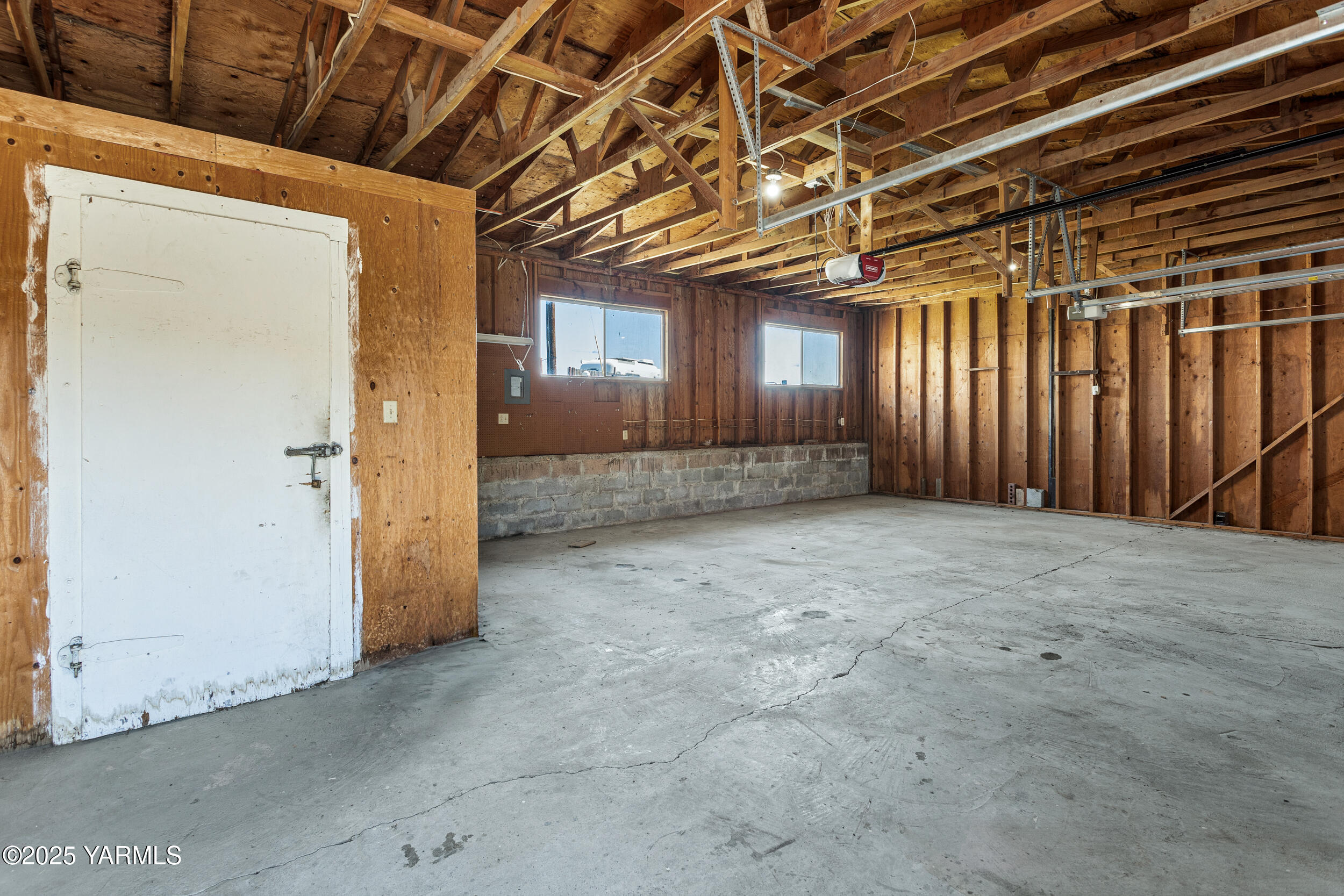 Zillah, Washington 98953, United States, 3 Bedrooms Bedrooms, ,1 BathroomBathrooms,Residential,Pending,110294