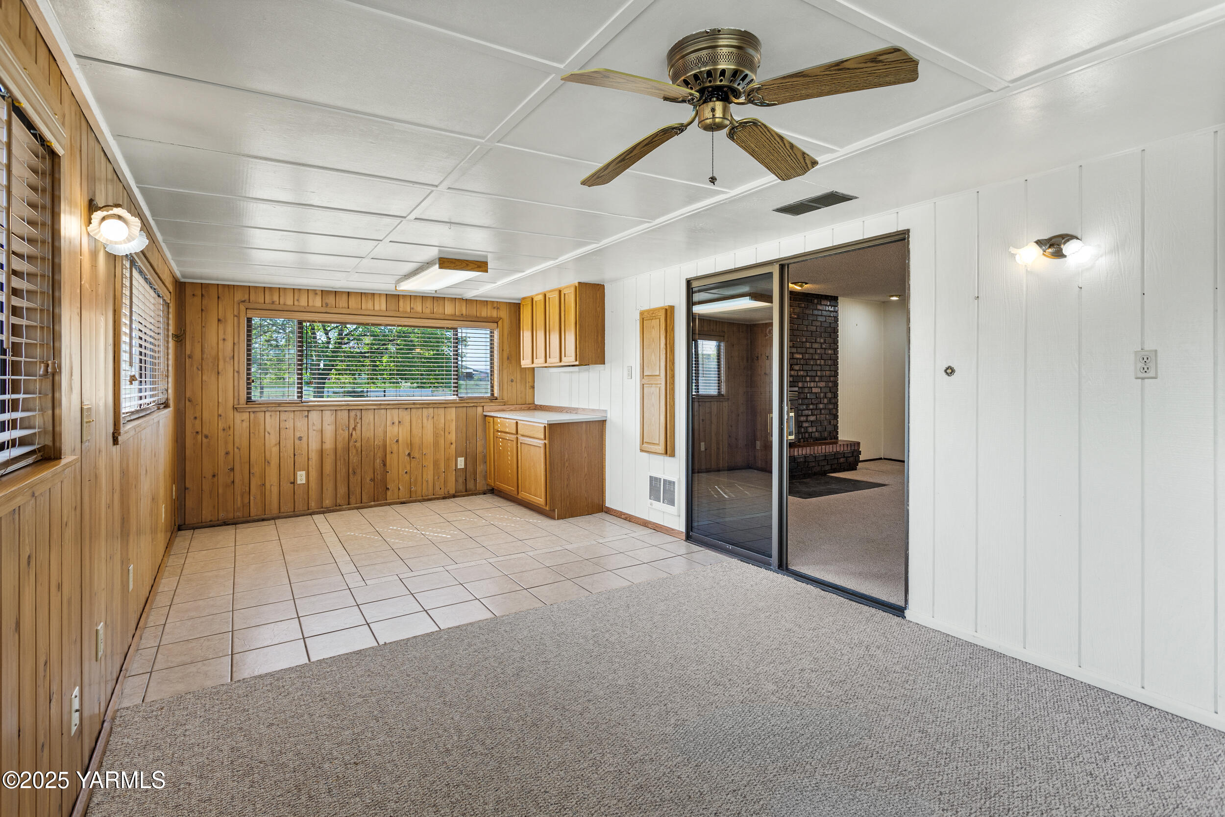 Zillah, Washington 98953, United States, 3 Bedrooms Bedrooms, ,1 BathroomBathrooms,Residential,Pending,110294