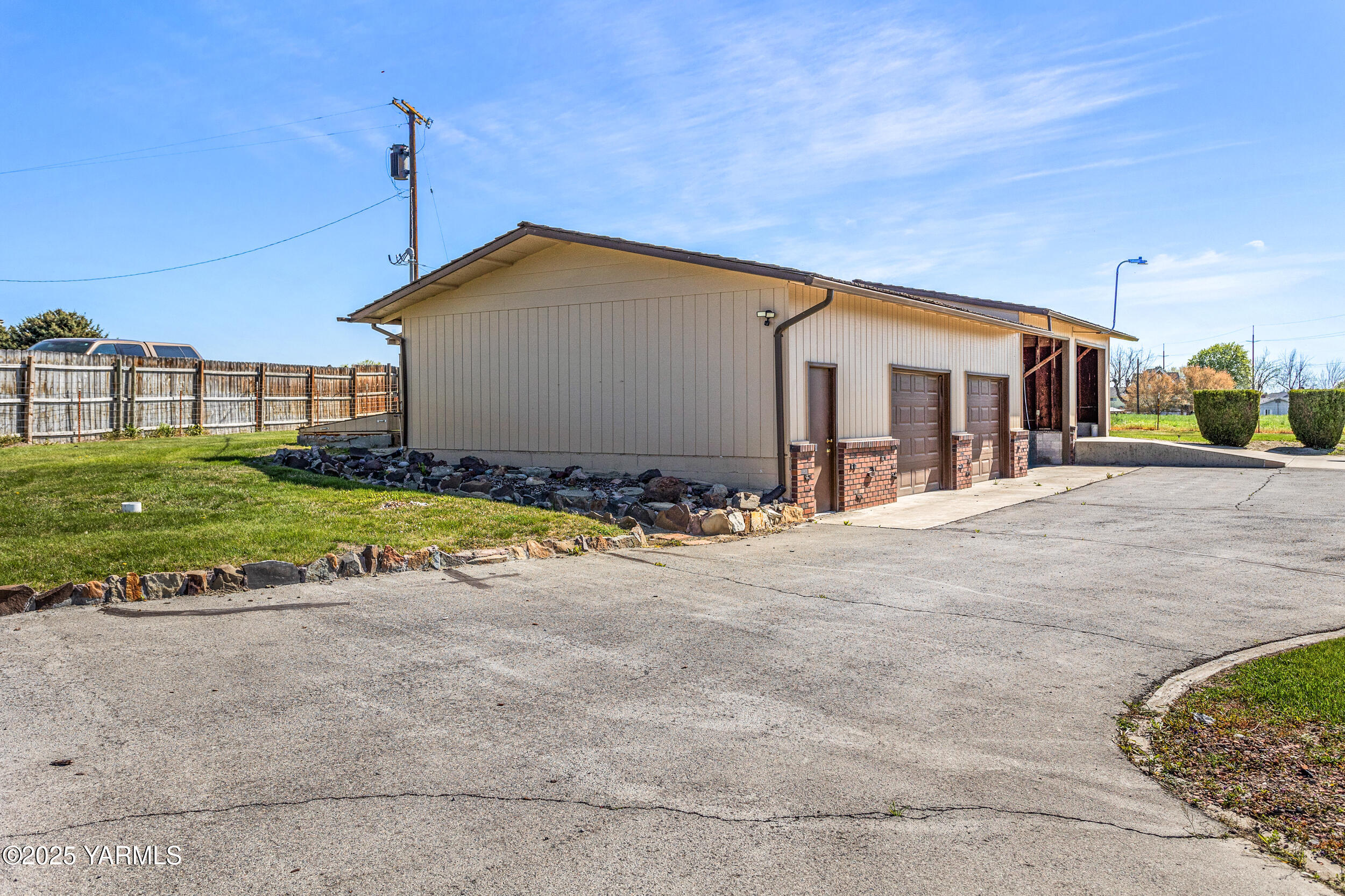 Zillah, Washington 98953, United States, 3 Bedrooms Bedrooms, ,1 BathroomBathrooms,Residential,Pending,110294