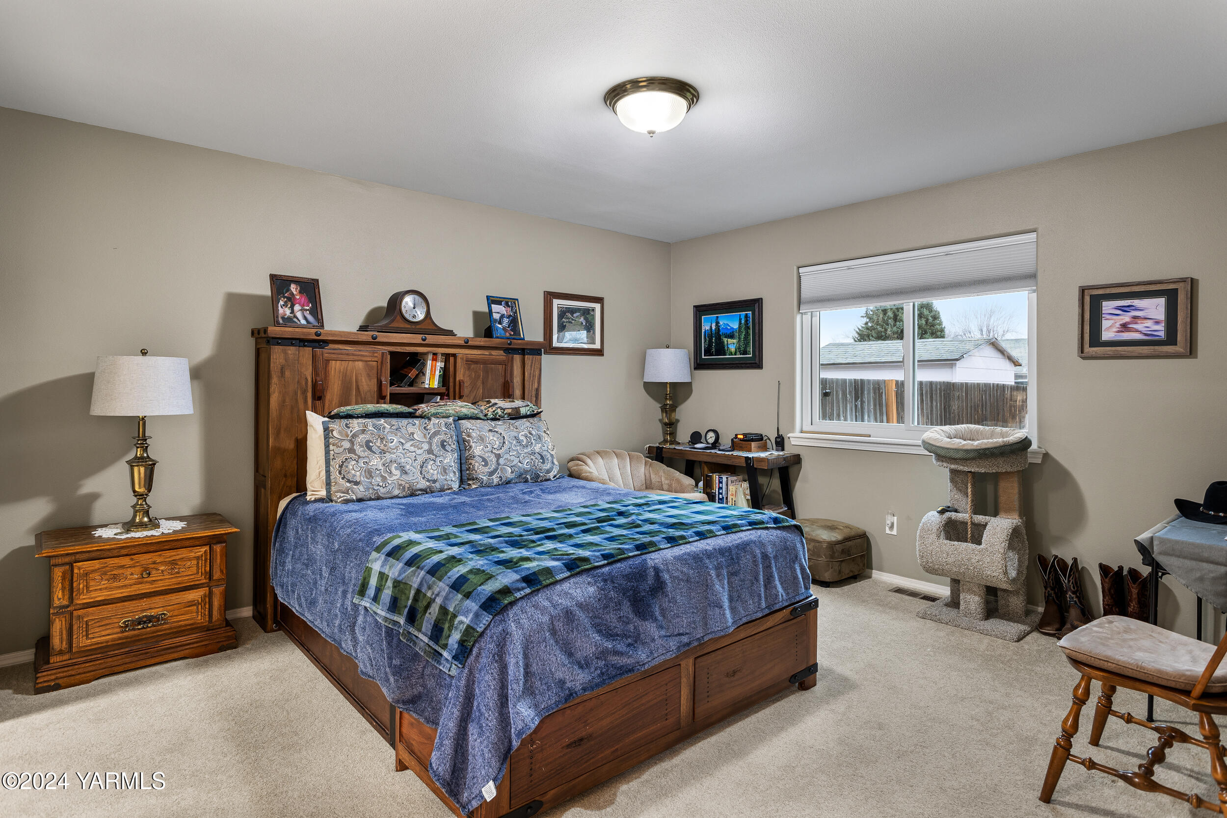 Yakima, Washington 98908, United States, 2 Bedrooms Bedrooms, ,2 BathroomsBathrooms,Residential,Pending,27407