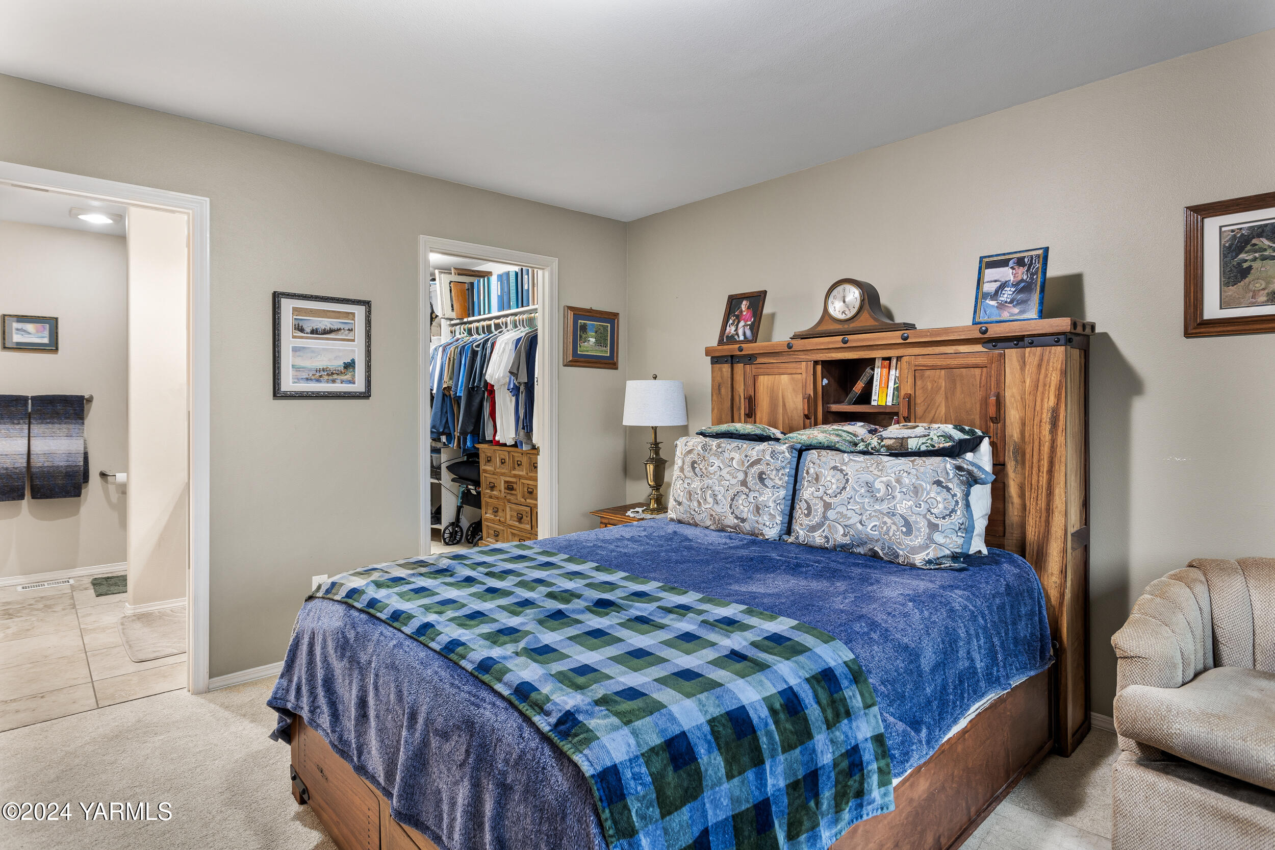 Yakima, Washington 98908, United States, 2 Bedrooms Bedrooms, ,2 BathroomsBathrooms,Residential,Pending,27407