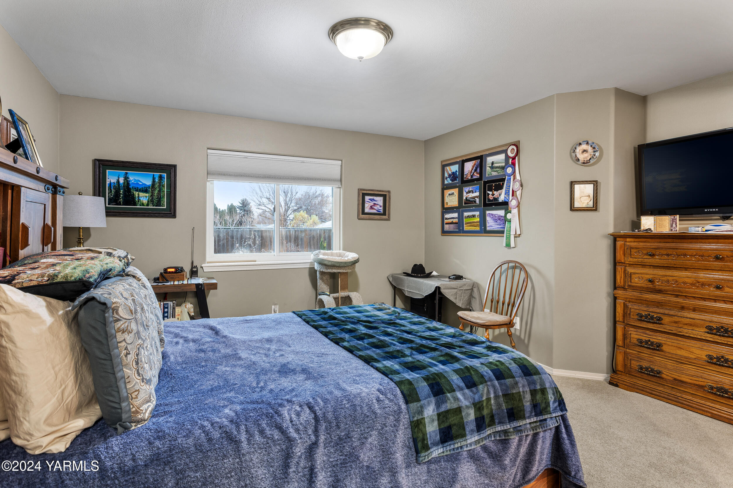 Yakima, Washington 98908, United States, 2 Bedrooms Bedrooms, ,2 BathroomsBathrooms,Residential,Pending,27407