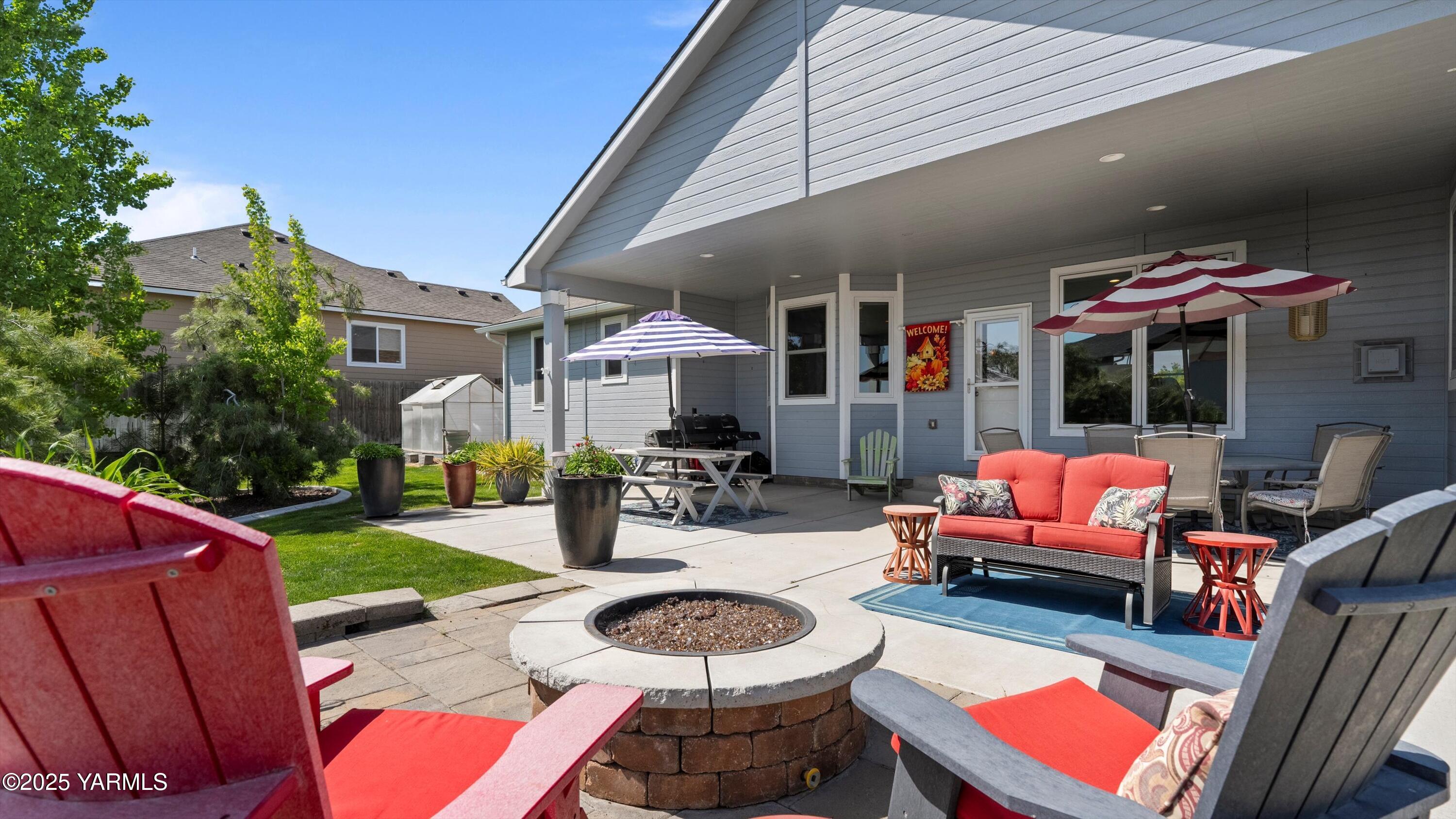 Kennewick, Washington 99337, United States, 4 Bedrooms Bedrooms, ,3 BathroomsBathrooms,Residential,Active,116378