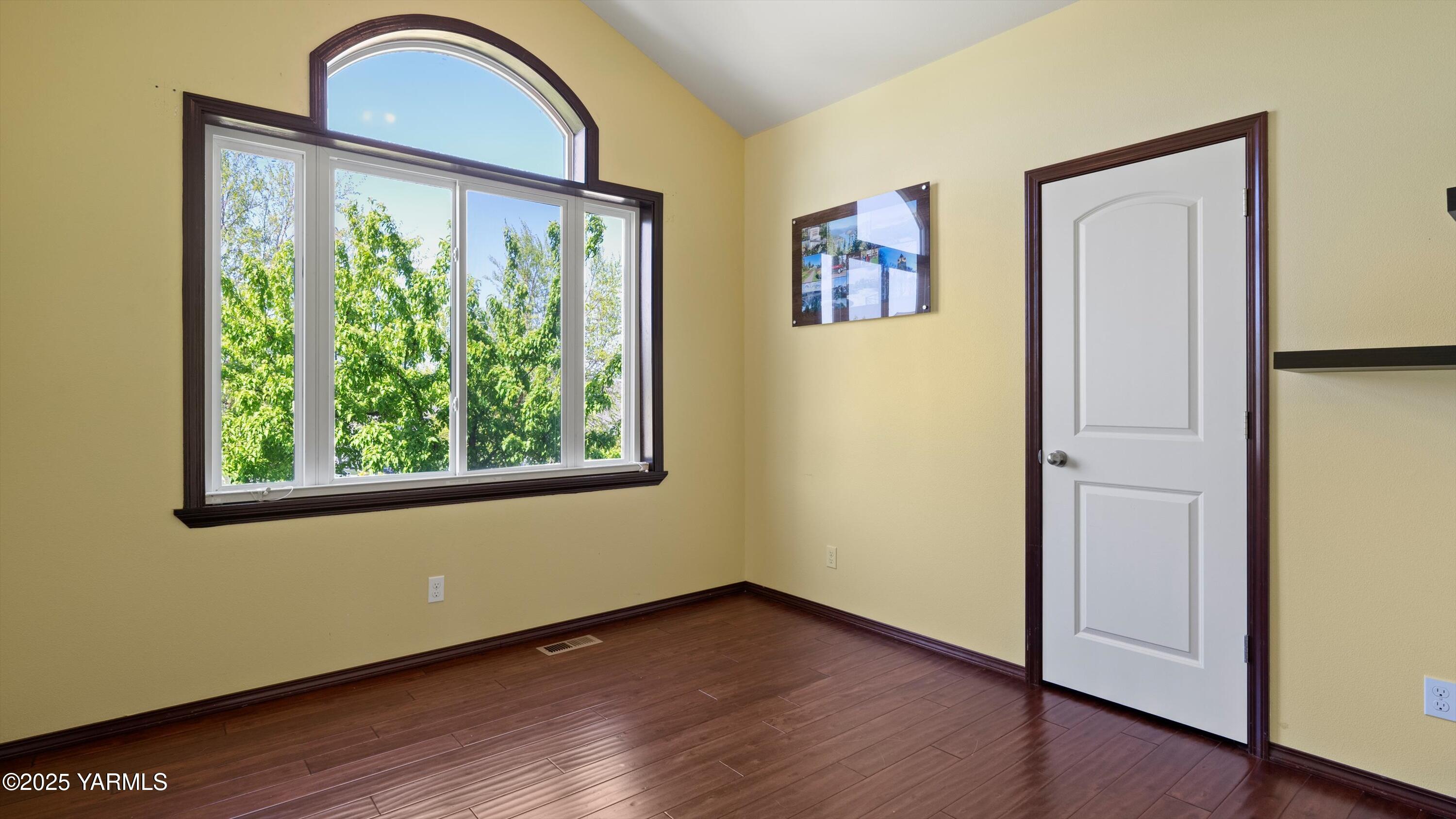 Kennewick, Washington 99337, United States, 4 Bedrooms Bedrooms, ,3 BathroomsBathrooms,Residential,Active,116378