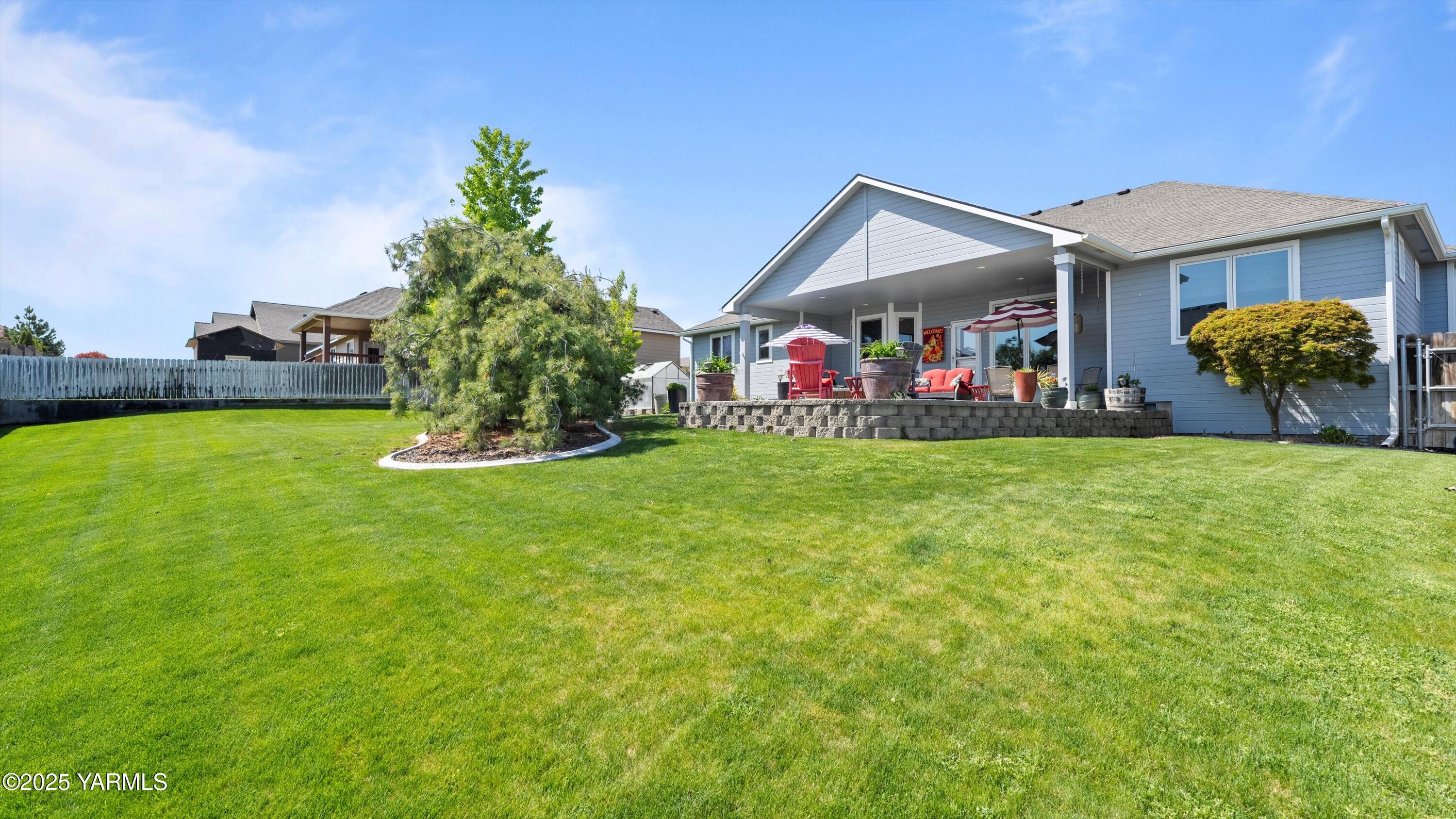 Kennewick, Washington 99337, United States, 4 Bedrooms Bedrooms, ,3 BathroomsBathrooms,Residential,Active,116378