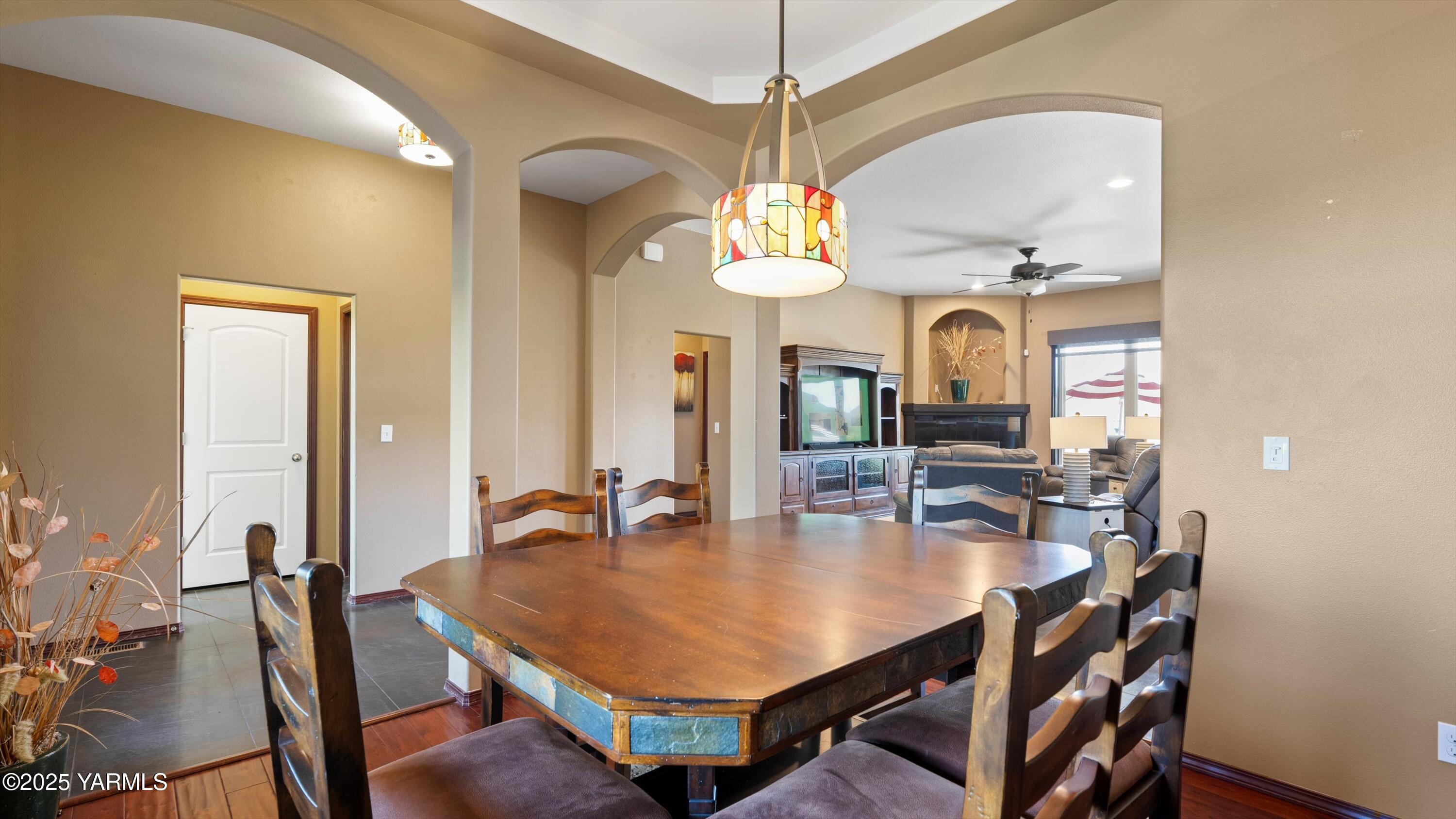 Kennewick, Washington 99337, United States, 4 Bedrooms Bedrooms, ,3 BathroomsBathrooms,Residential,Active,116378