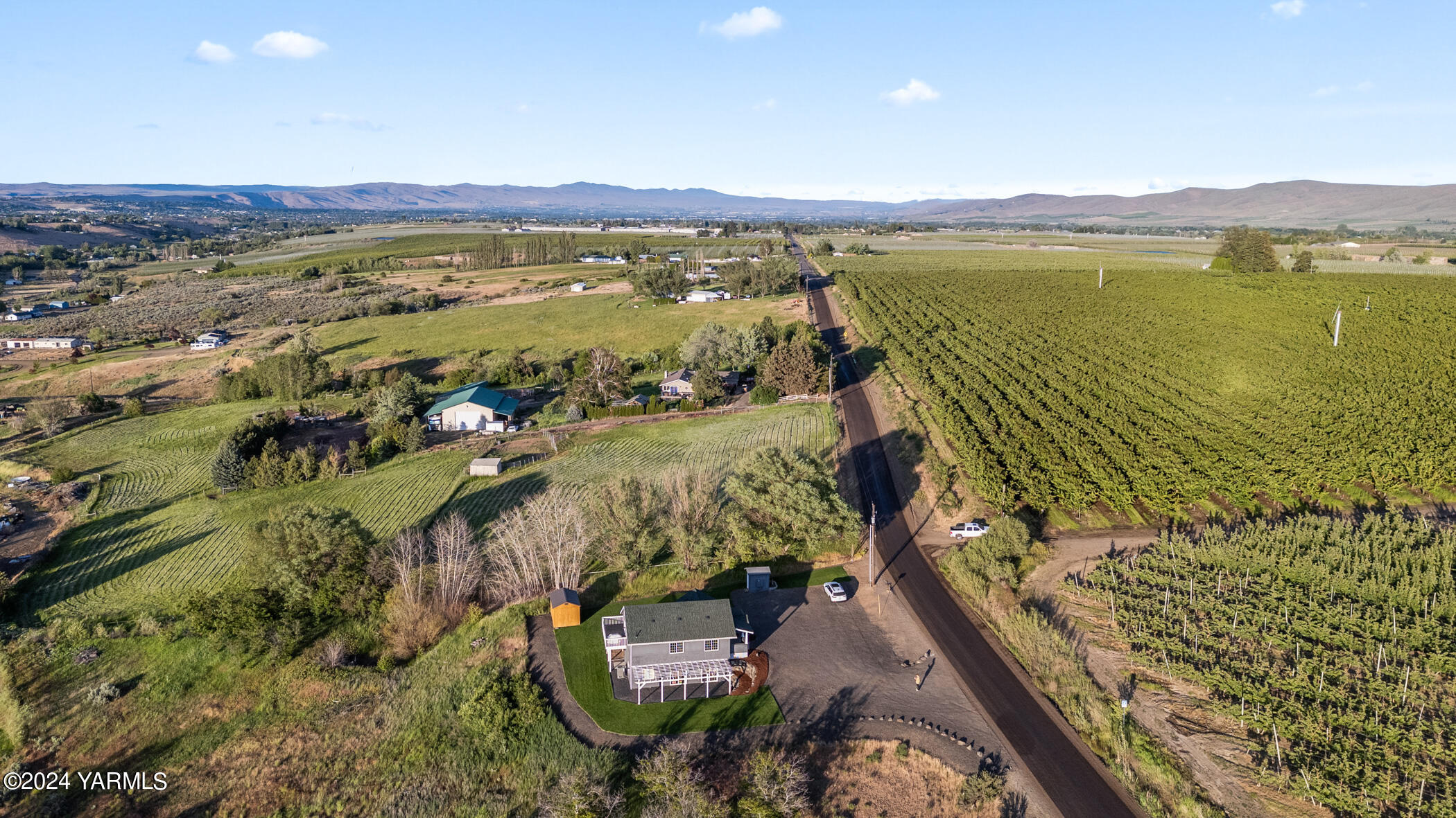 1521 Hubbard Rd, Yakima MLS 241166 Berkshire Hathaway HomeServices