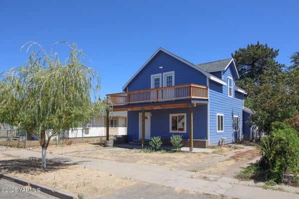 705 S SATUS AVE, WAPATO, WA 98951 - Image 00bdb2aaddab3bd12c2f6c7fa5bb382e/362590395