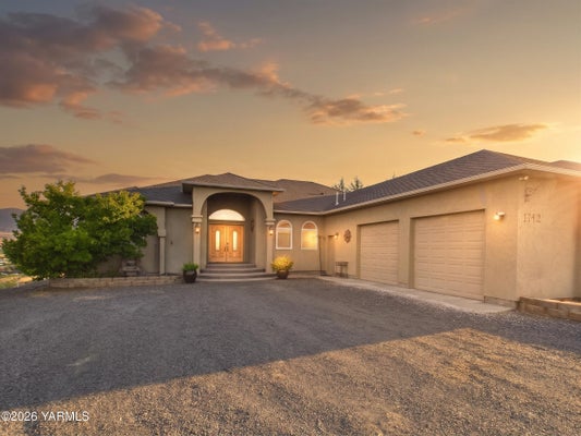 1742 WEIKEL RD, YAKIMA, WA 98908 - Image 1a7a8e7b7e50486892e3e6529de411d4/1709763564