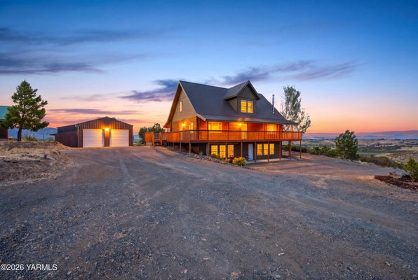 2108 PIONEER WAY, YAKIMA, WA 98908 - Image 1d100fa24efa8997f2bff6cbbaf01c18/1278734785