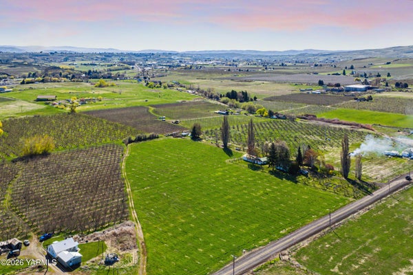 HILAND RD, TIETON, WA 98947 - Image 2ca24aa153b65aa0496db29bd8e7915d/611166172