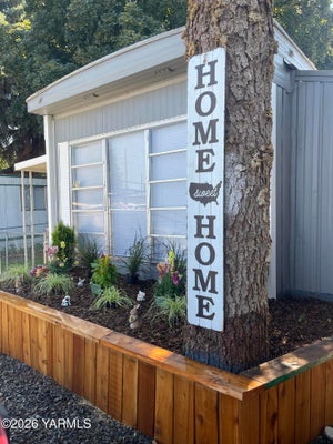 4304 AHTANUM RD, YAKIMA, WA 98903 - Image 2e9bcd809c7183f7d5b1e89f40ffb7be/3533232195