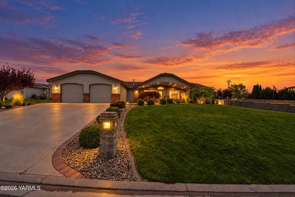 200 BRIDLE WAY UNIT 101, YAKIMA, WA 98901 - Image 46cd0b60e13db3d36f55d1c134d30d34/983175406