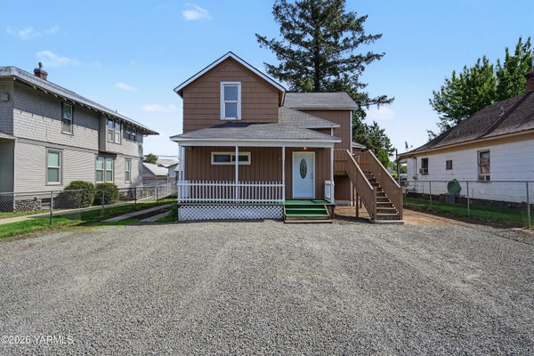 109 S 6TH ST, YAKIMA, WA 98901 - Image 9cd2e83d883db7ce009cf5e2a938bc2a/303895721