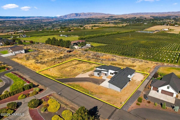 ADDRESS PRIVATE, SELAH, WA  - Image b4e3aeb3f3a83b558ebea9534c195fc8/954570351