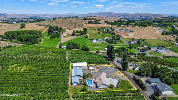 93 CAMFIELD RD, YAKIMA, WA 98908 - Image c31f380d4e366793a8c1cc74b57b5fdd/1299542161