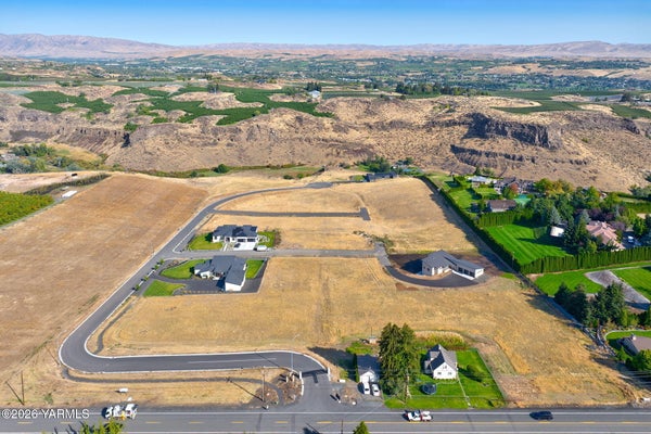 NKA CANYON ESTATES WAY, YAKIMA, WA 98908 - Image e984e5874f19254d366f104e96cf42e8/3889680265
