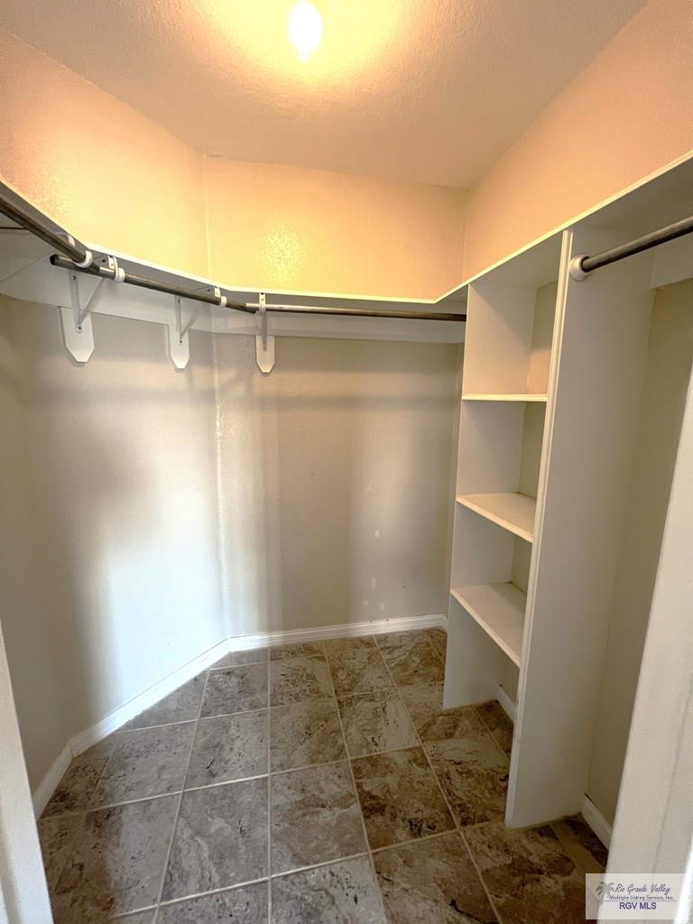 2602 E Mark Cir, HARLINGEN, Texas image 15