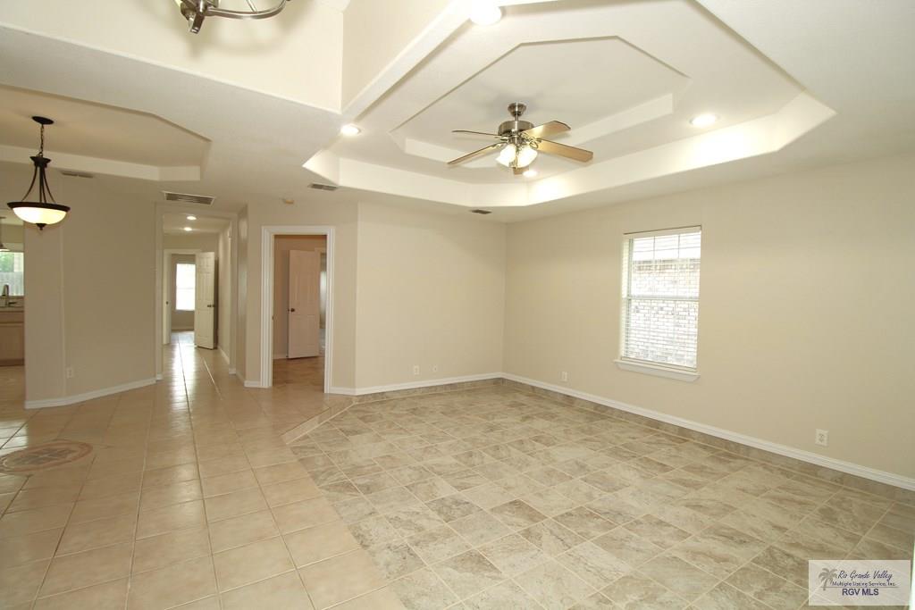 2602 E Mark Cir, HARLINGEN, Texas image 5