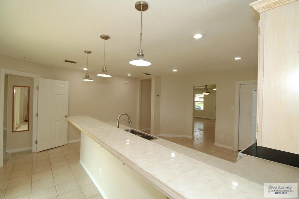 2602 E Mark Cir, HARLINGEN, Texas image 12