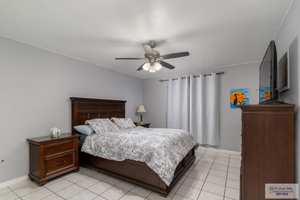18 Shoreline Dr, BROWNSVILLE, Texas image 12