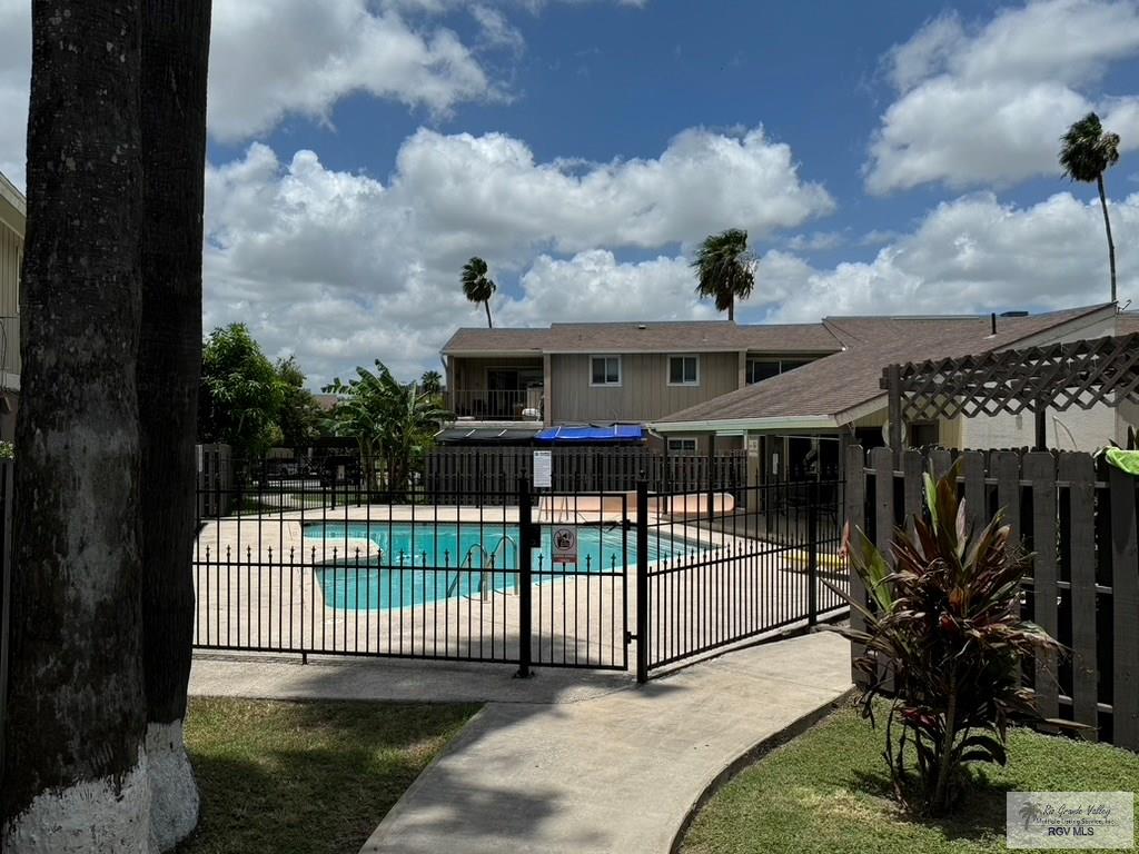 205 Calle Amistosa #E-223, BROWNSVILLE, Texas image 11
