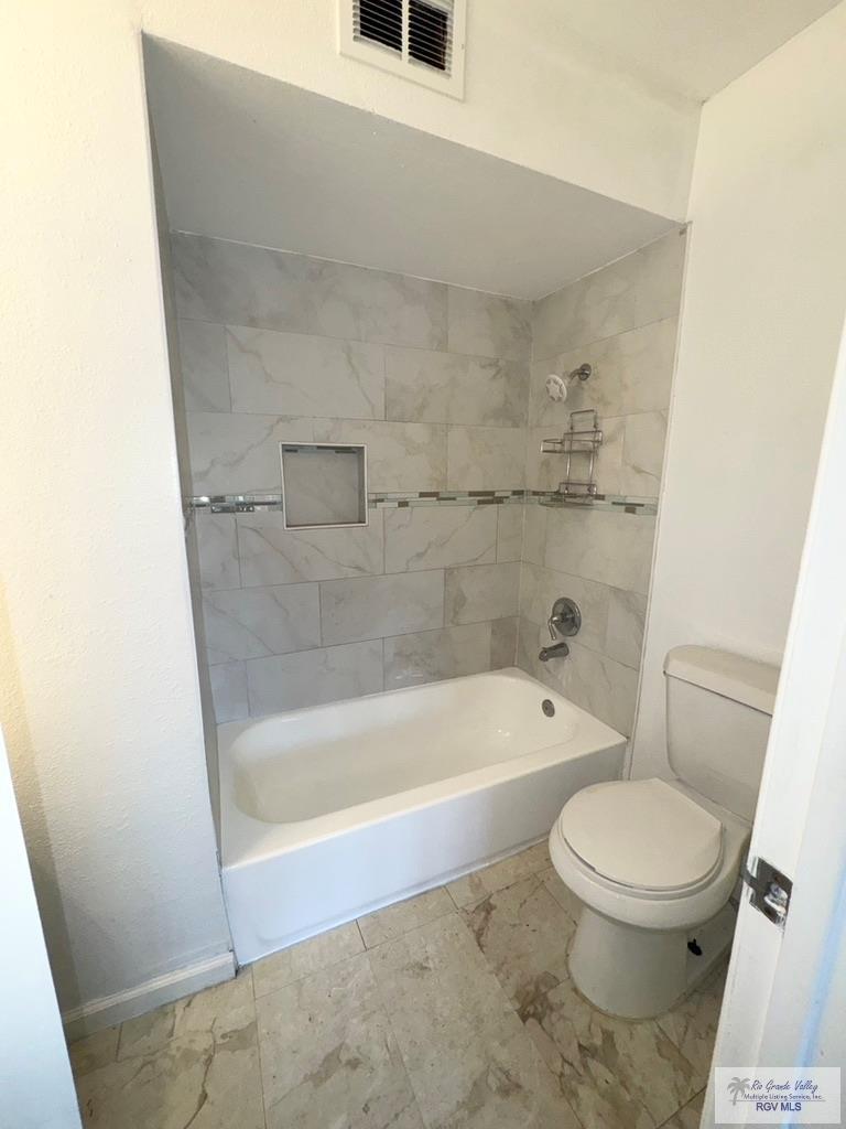 205 Calle Amistosa #E-223, BROWNSVILLE, Texas image 6