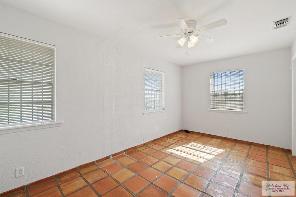 5 W Aldrin Ct, BROWNSVILLE, Texas image 11