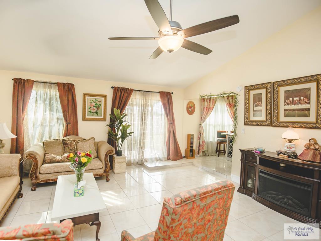 3104 Buckingham Ct, BROWNSVILLE, Texas image 37